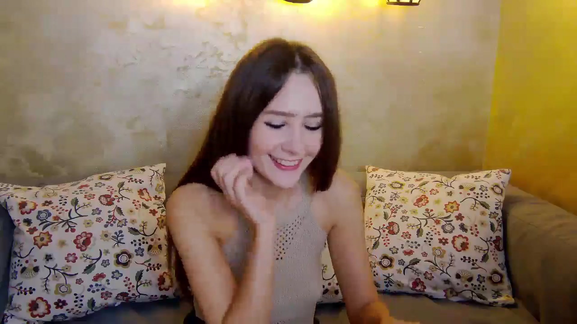 Gallery image thumbnail from Radiance's myfreecams stream on, 01/22/2025, 14:24 image 14 of 20