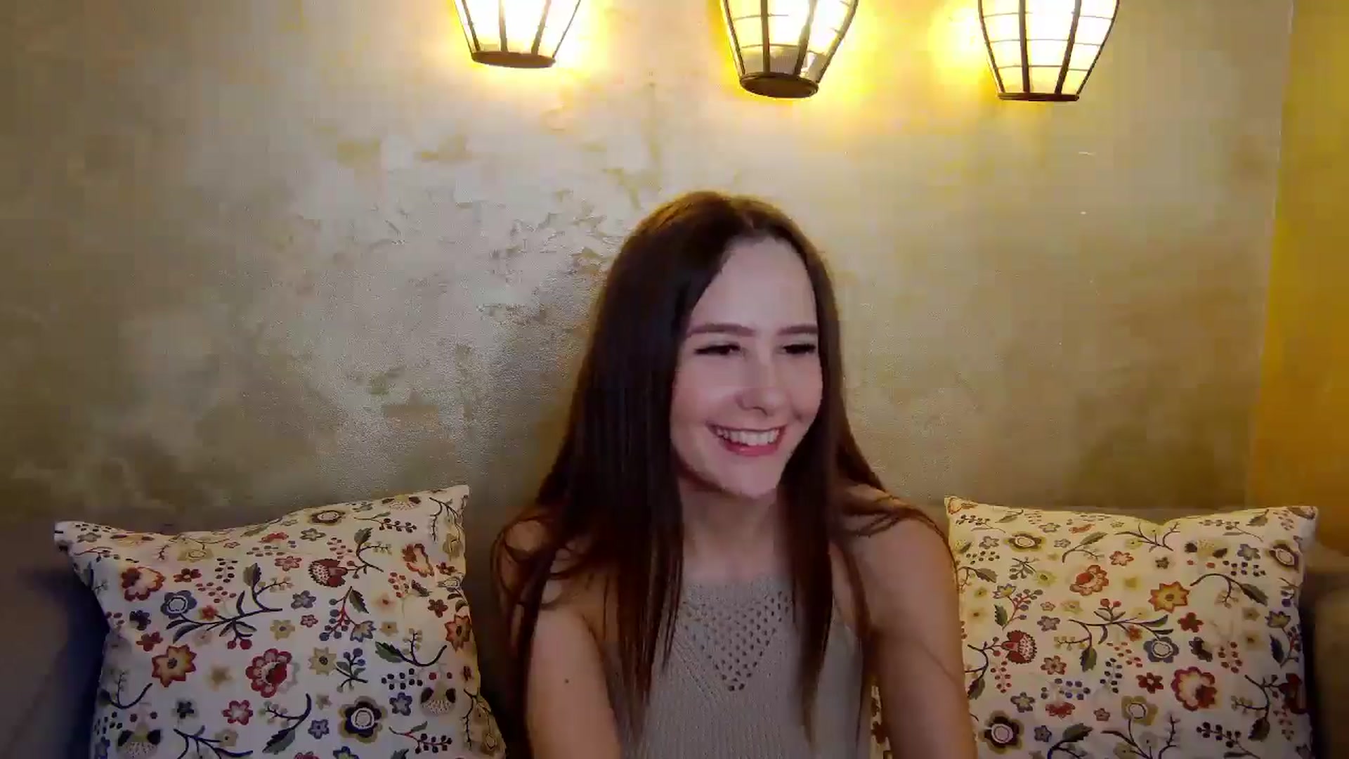 Gallery image thumbnail from Radiance's myfreecams stream on, 01/22/2025, 15:20 image 15 of 20