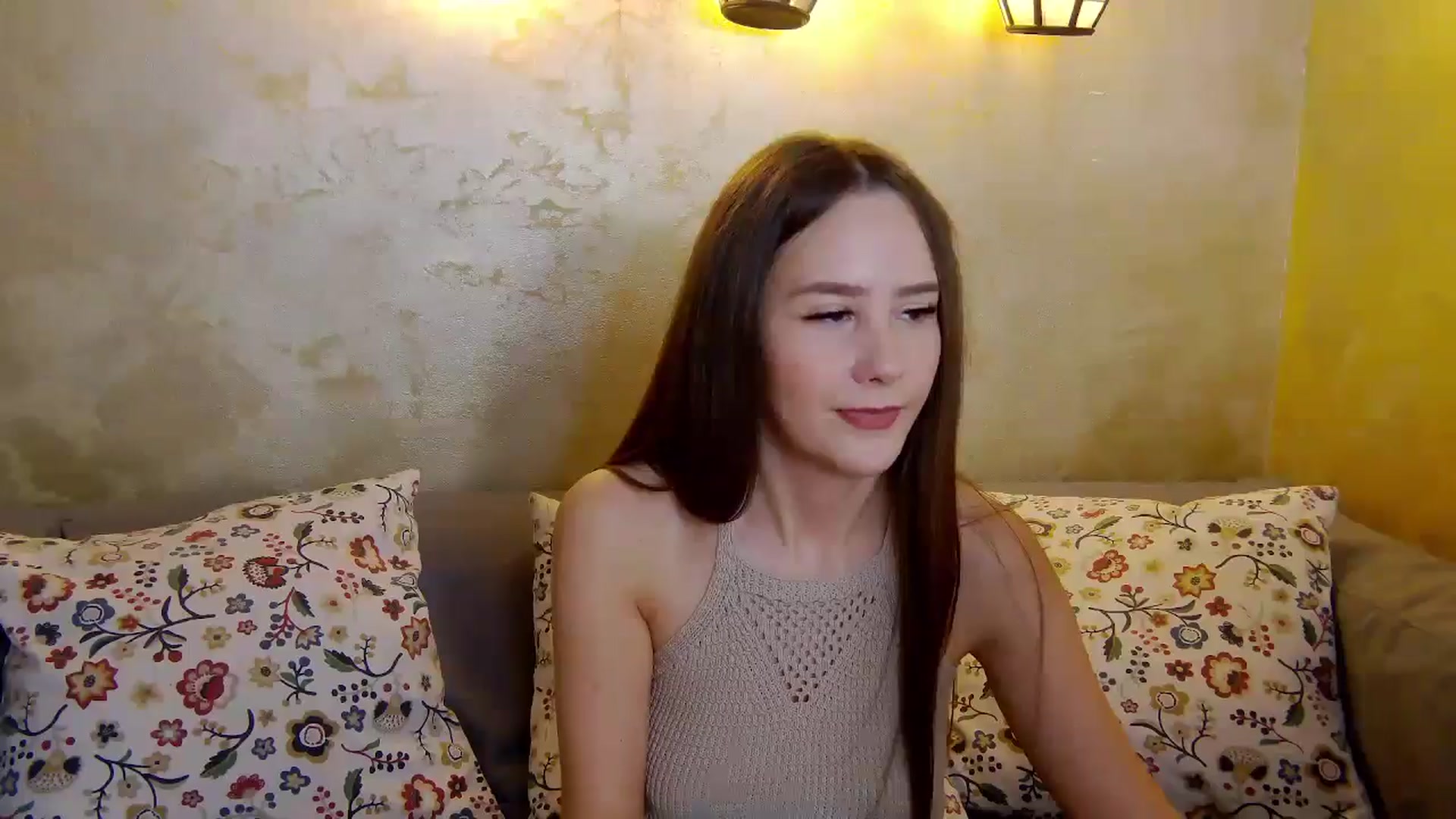 Gallery image thumbnail from Radiance's myfreecams stream on, 01/22/2025, 20:52 image 8 of 20