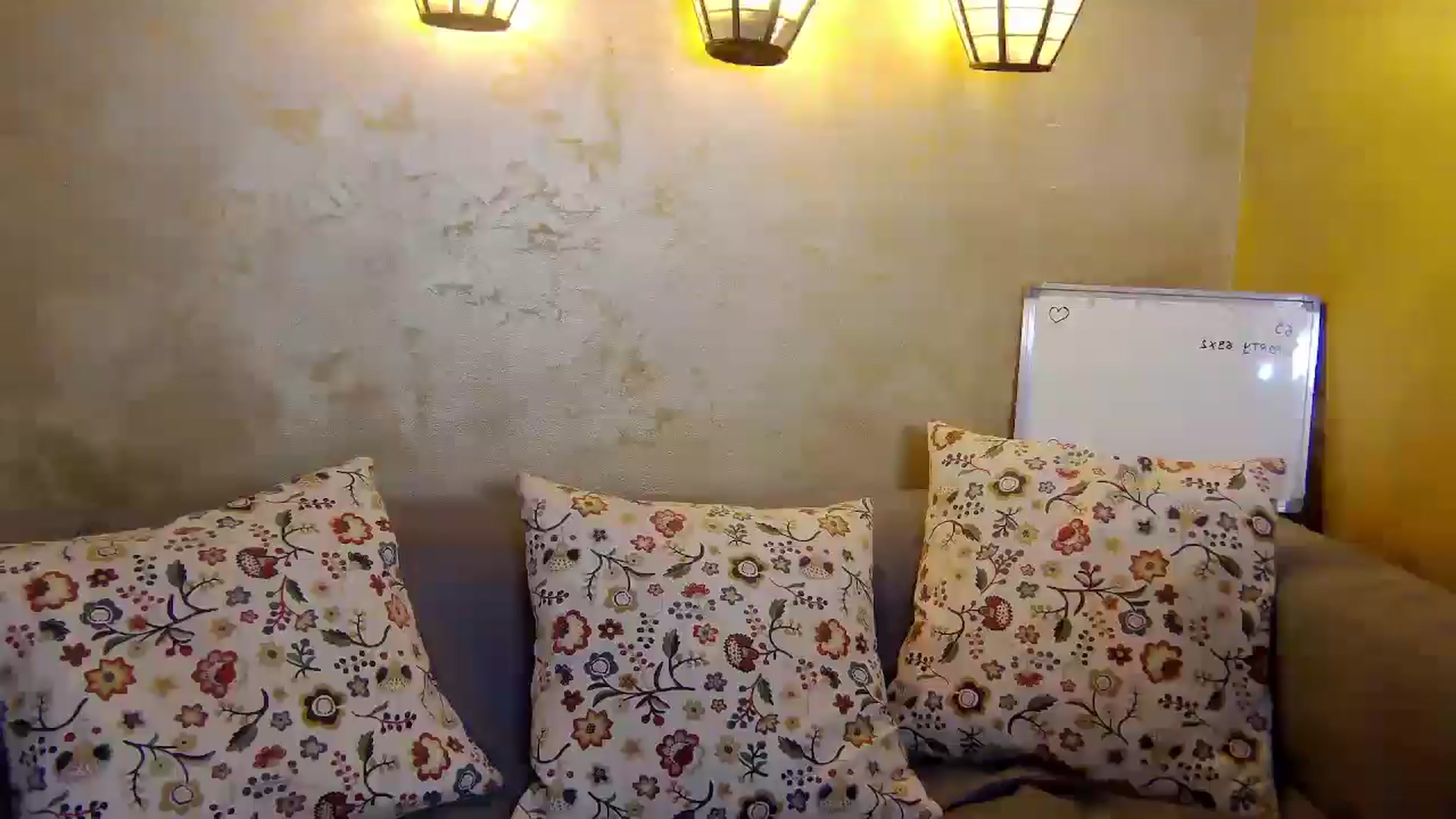 Gallery image thumbnail from Radiance's myfreecams stream on, 01/24/2025, 15:26 image 16 of 20
