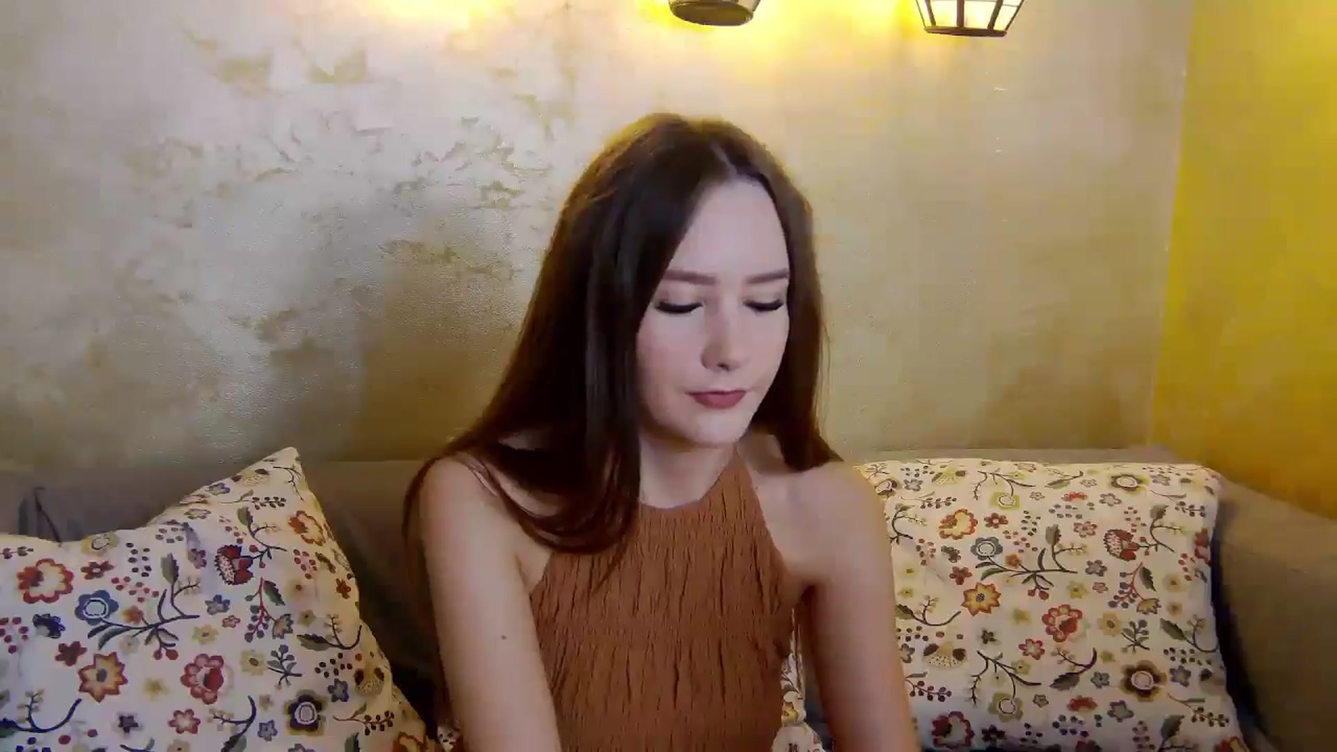 Gallery image thumbnail from Radiance's myfreecams stream on, 01/25/2025, 16:16 image 12 of 20