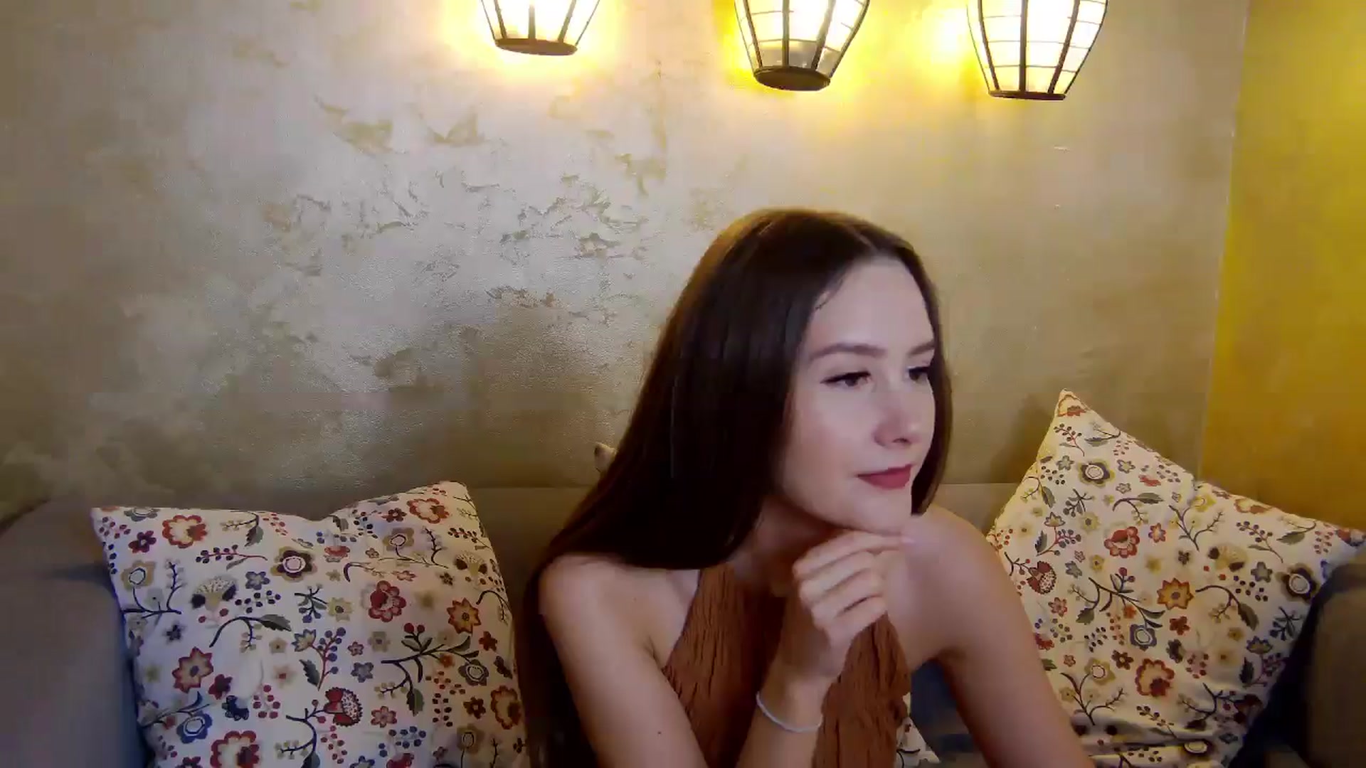 Gallery image thumbnail from Radiance's myfreecams stream on, 01/25/2025, 17:44 image 15 of 20