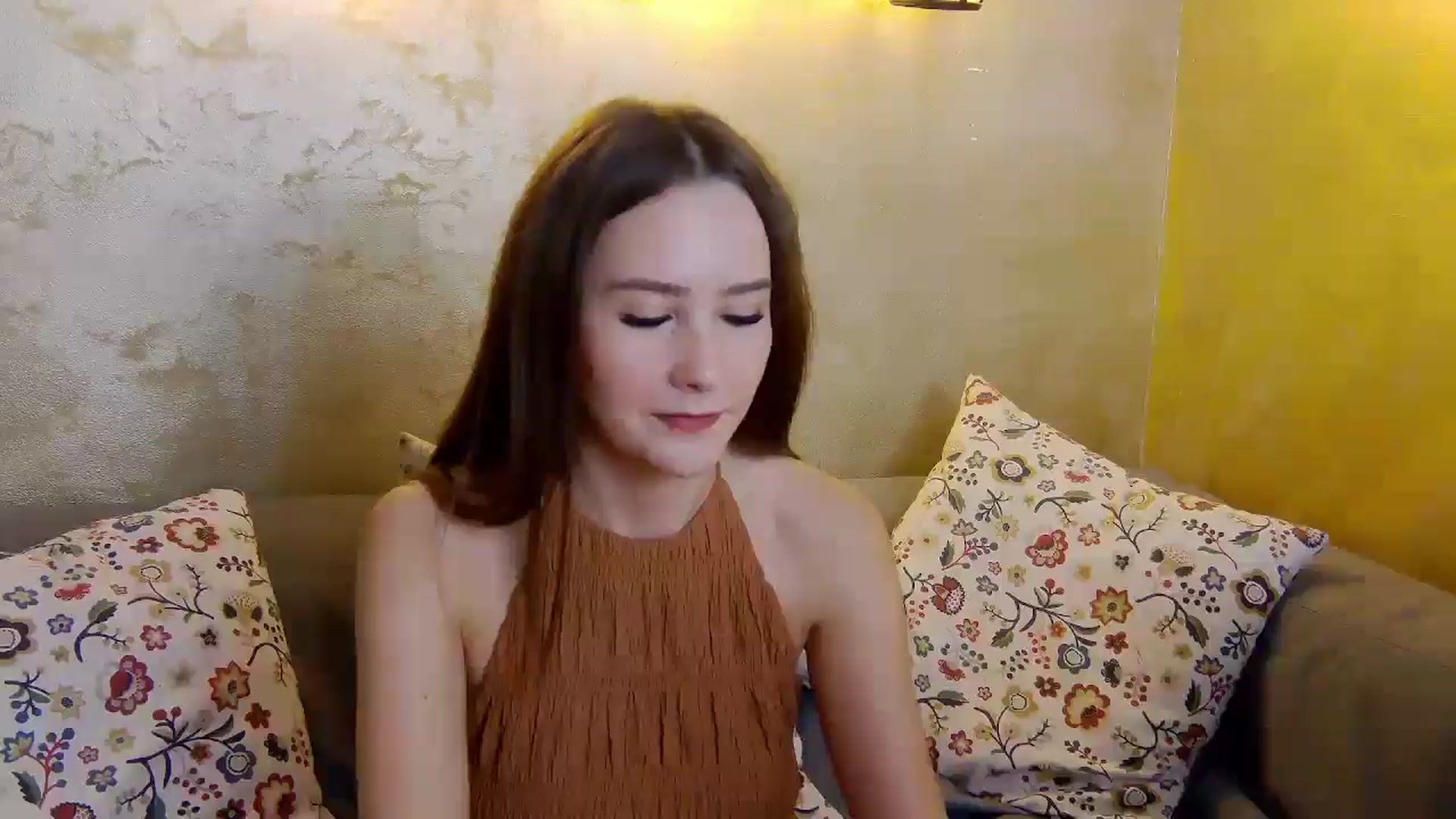 Gallery image thumbnail from Radiance's myfreecams stream on, 01/25/2025, 20:36 image 18 of 20