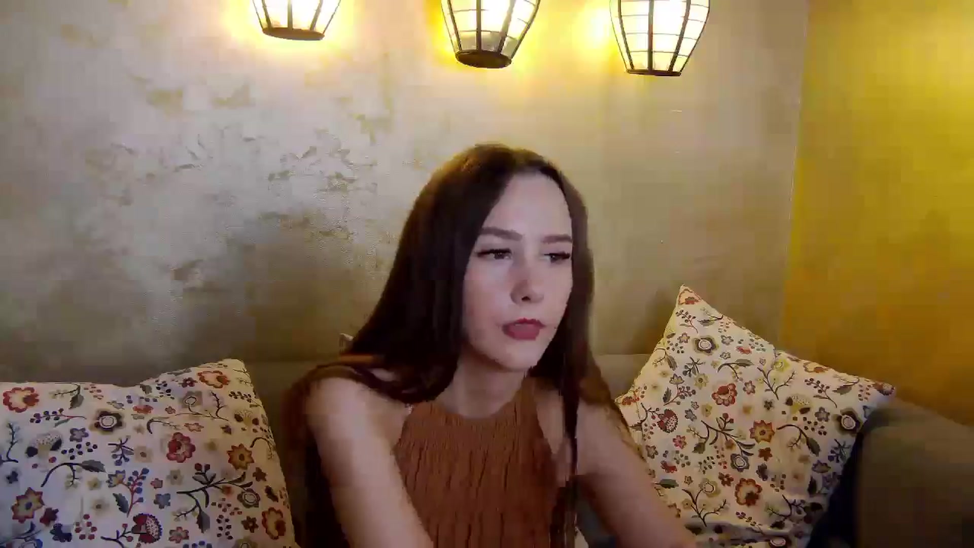 Gallery image thumbnail from Radiance's myfreecams stream on, 01/25/2025, 20:36 image 3 of 20
