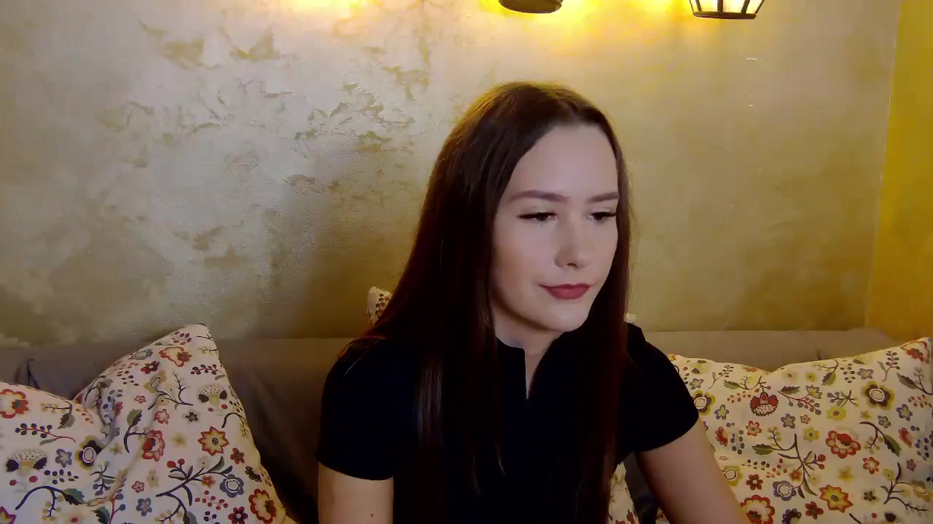 Gallery image thumbnail from Radiance's myfreecams stream on, 01/26/2025, 14:37 image 18 of 20