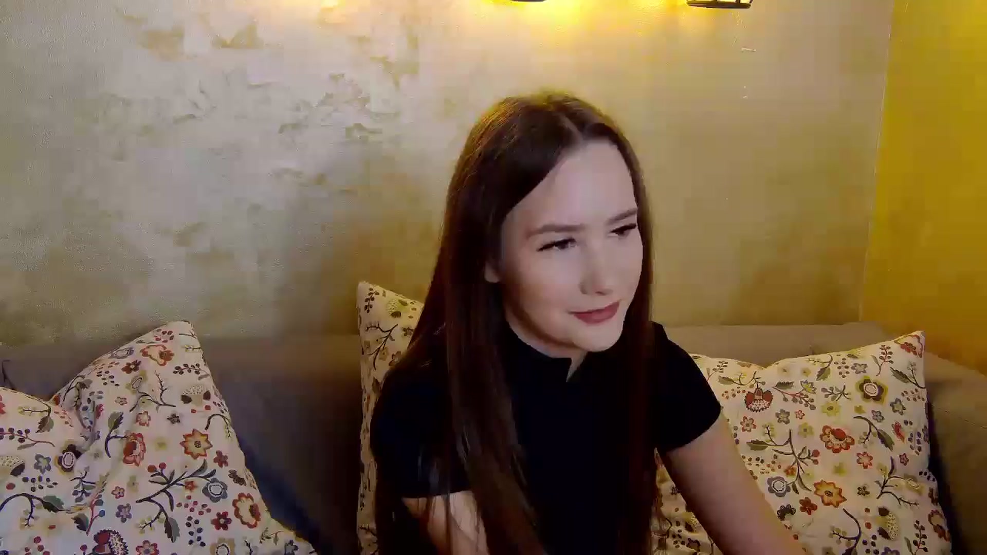 Gallery image thumbnail from Radiance's myfreecams stream on, 01/26/2025, 14:37 image 7 of 20