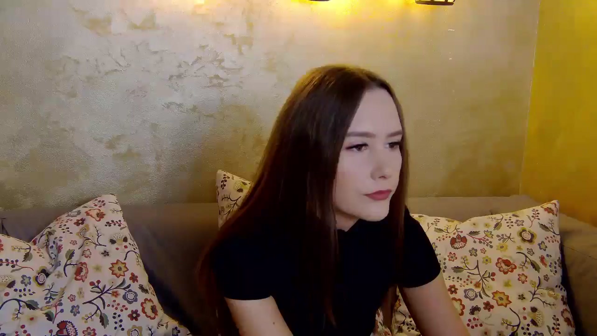 Gallery image thumbnail from Radiance's myfreecams stream on, 01/26/2025, 14:37 image 2 of 20