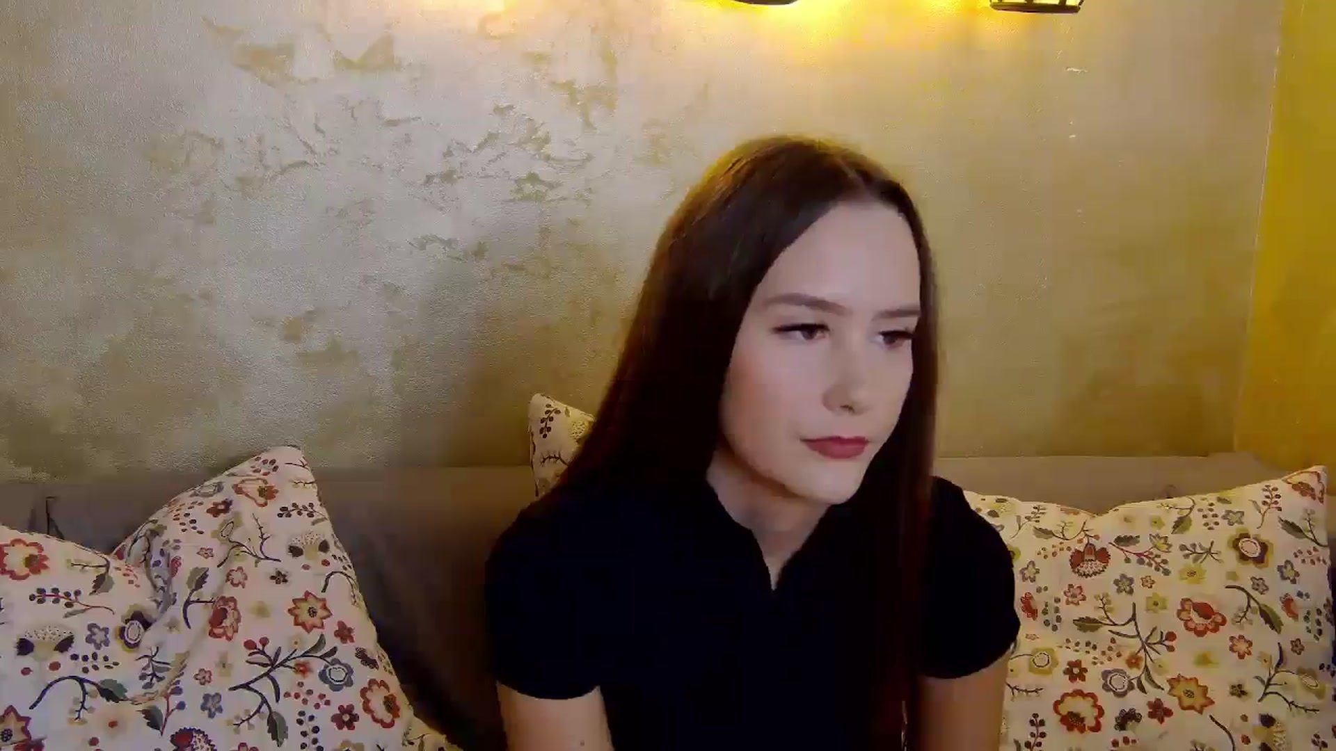 Gallery image thumbnail from Radiance's myfreecams stream on, 01/26/2025, 16:09 image 2 of 20