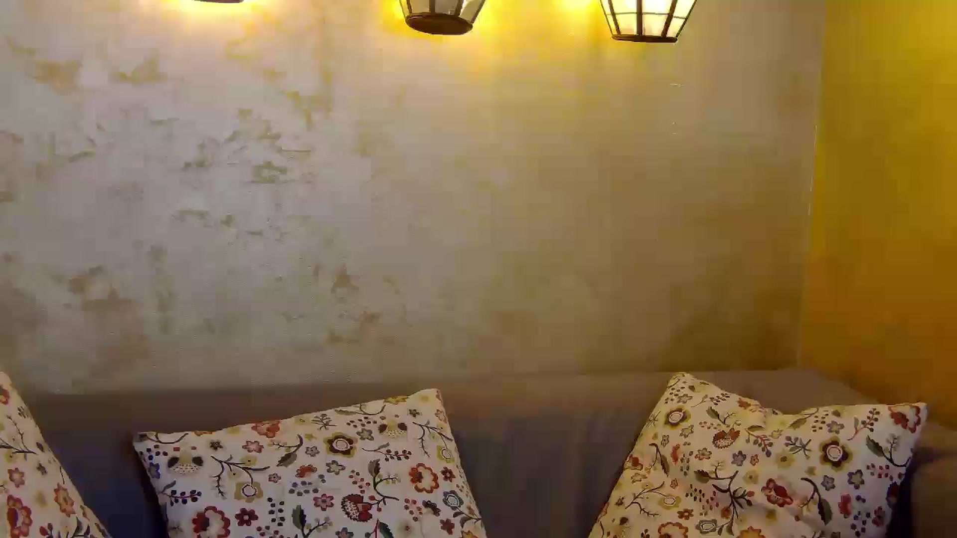 Gallery image thumbnail from Radiance's myfreecams stream on, 01/26/2025, 20:15 image 3 of 20
