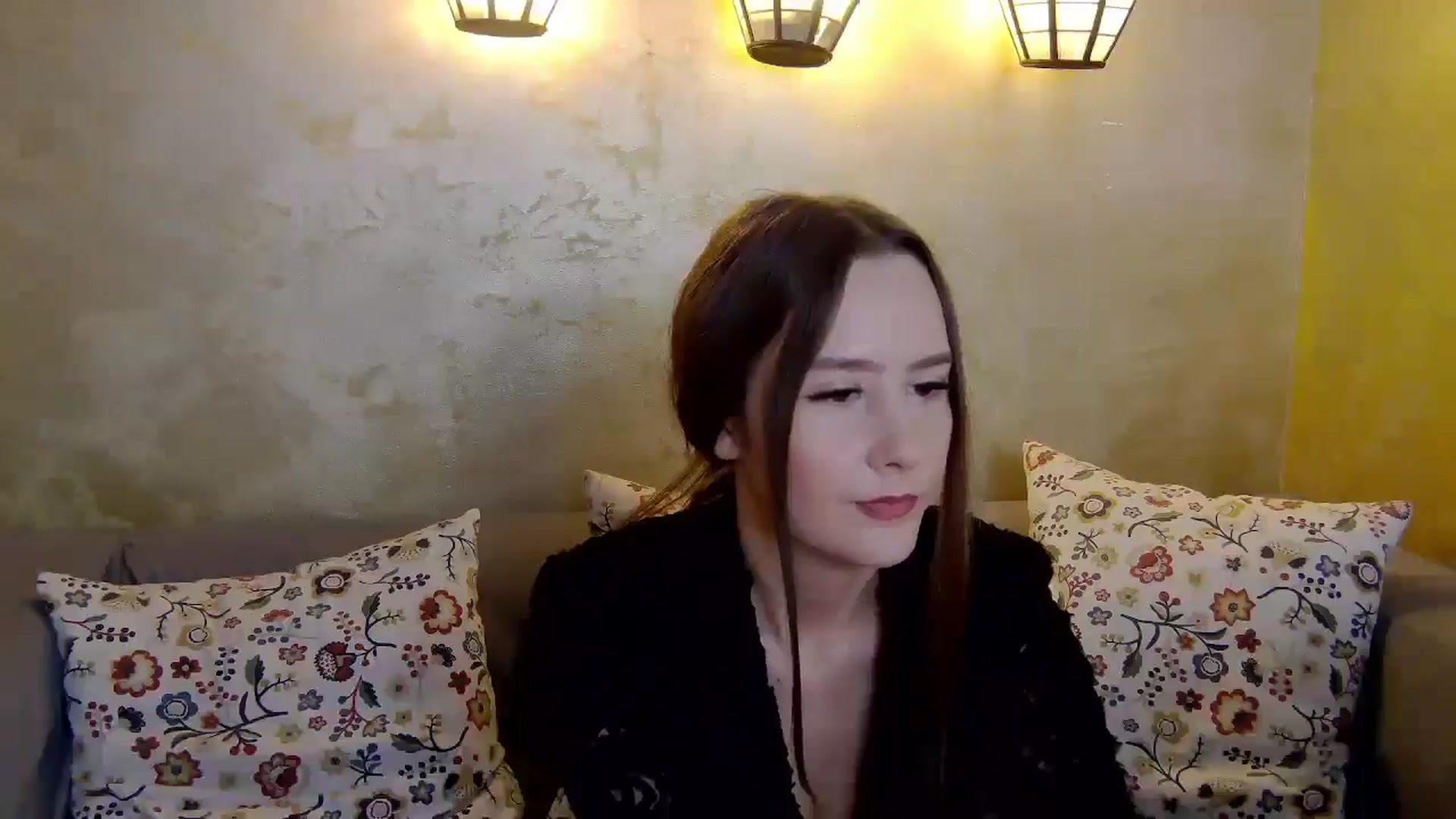 Gallery image thumbnail from Radiance's myfreecams stream on, 01/27/2025, 21:59 image 3 of 20