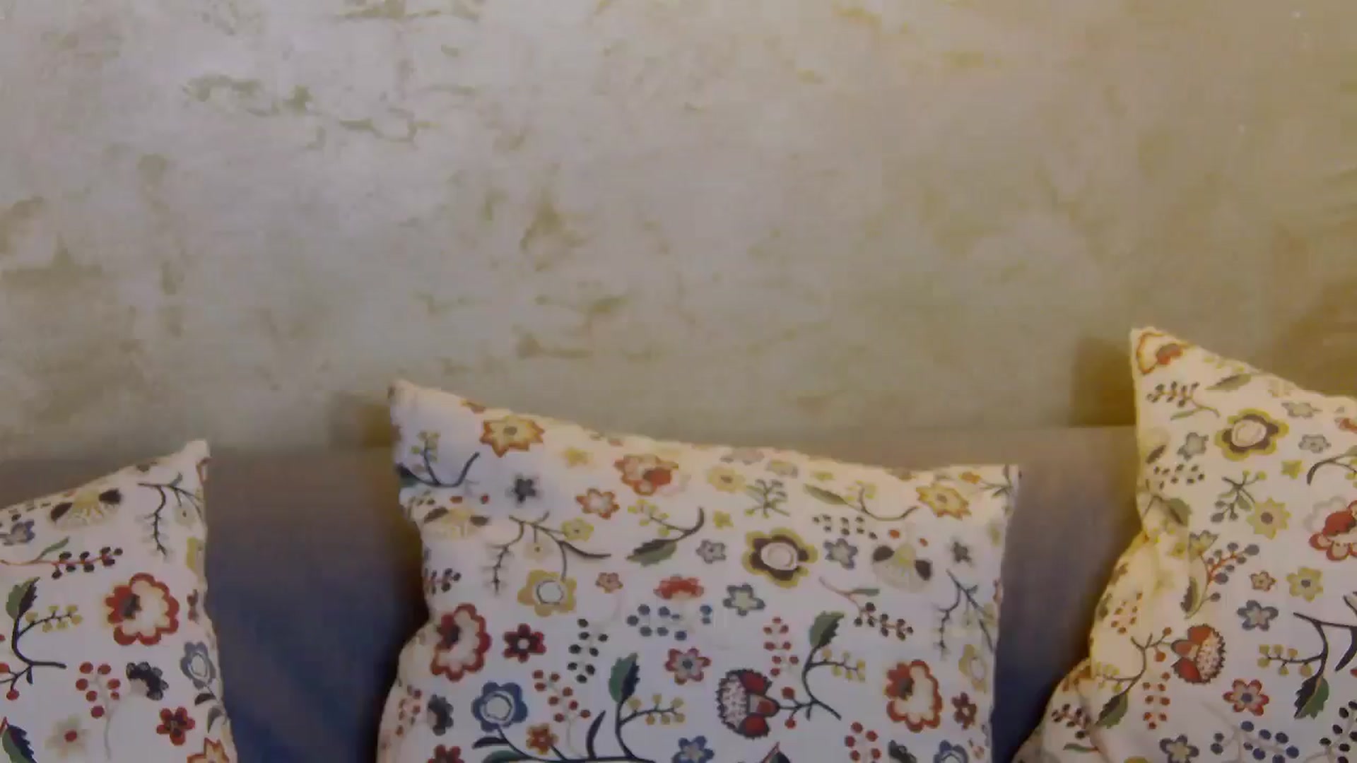 Gallery image thumbnail from Radiance's myfreecams stream on, 01/27/2025, 21:59 image 11 of 20