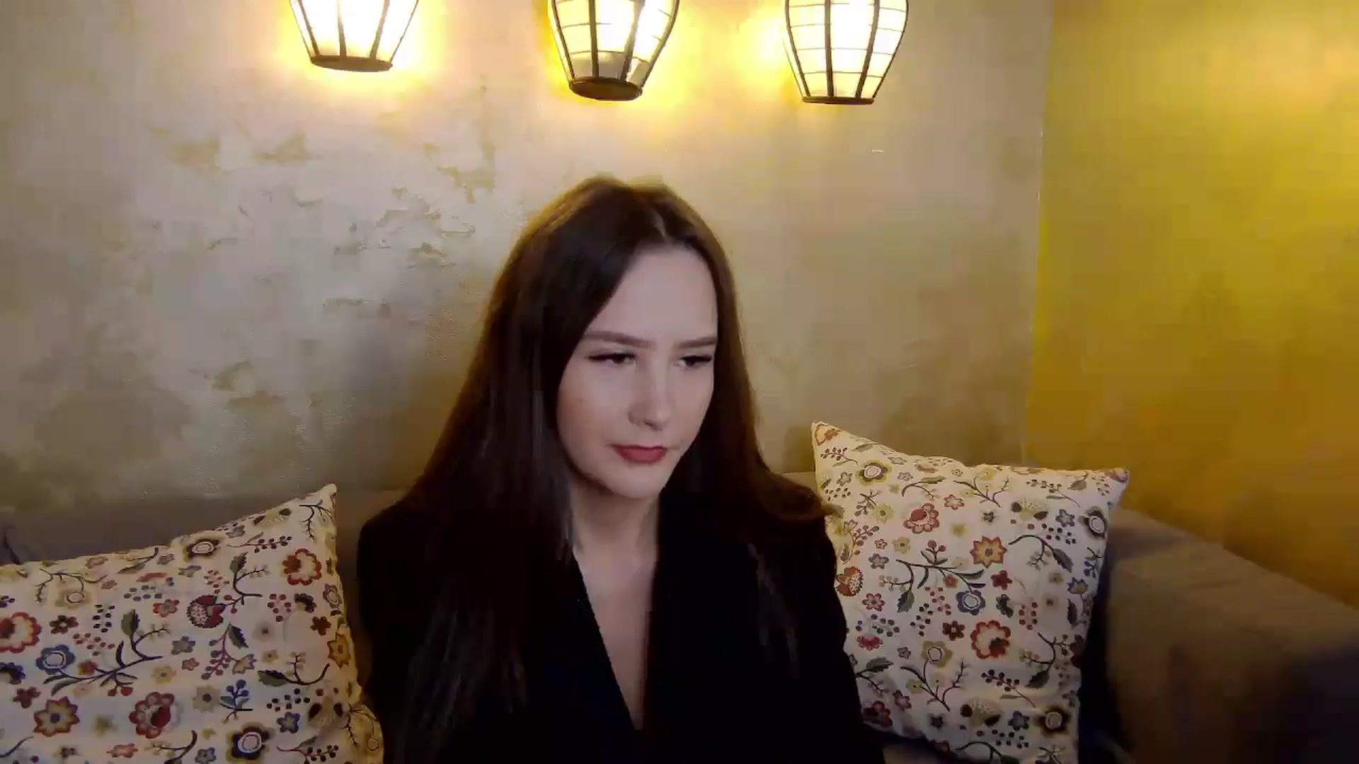 Gallery image thumbnail from Radiance's myfreecams stream on, 01/28/2025, 14:14 image 11 of 20