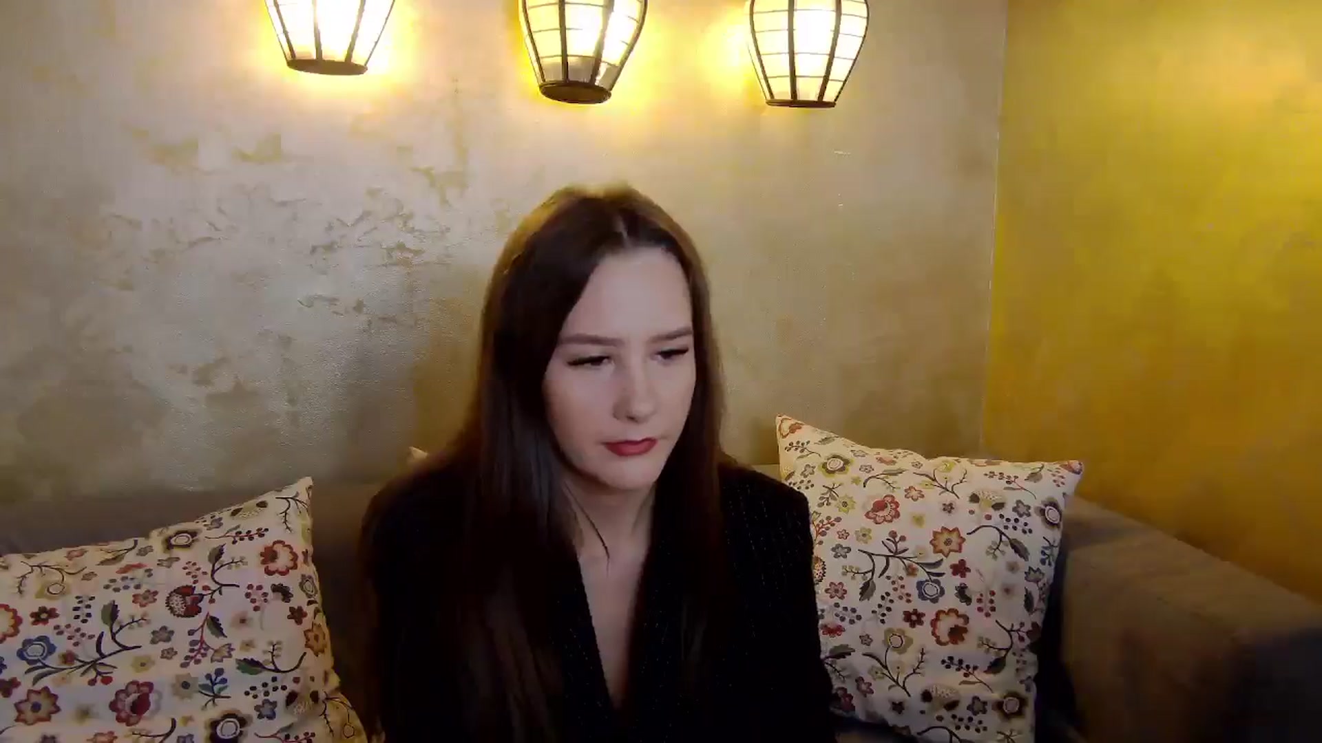 Gallery image thumbnail from Radiance's myfreecams stream on, 01/28/2025, 14:14 image 3 of 20