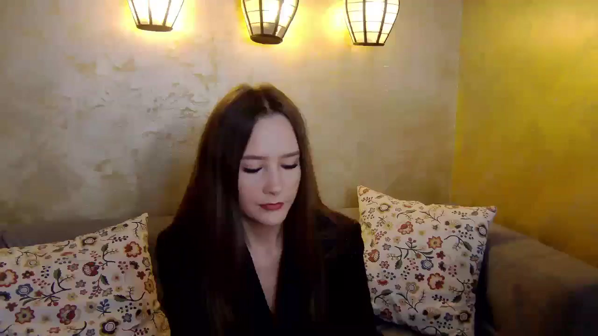 Gallery image thumbnail from Radiance's myfreecams stream on, 01/28/2025, 14:14 image 18 of 20