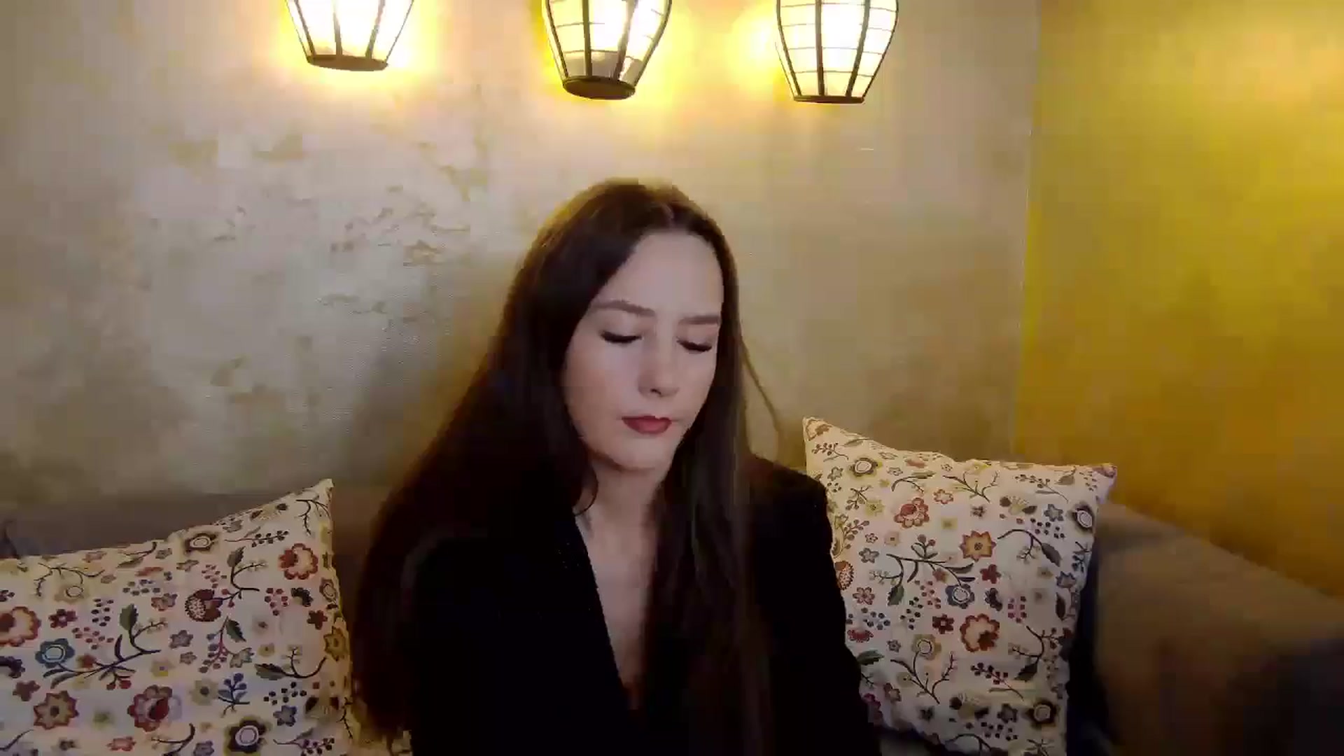 Gallery image thumbnail from Radiance's myfreecams stream on, 01/28/2025, 14:14 image 9 of 20