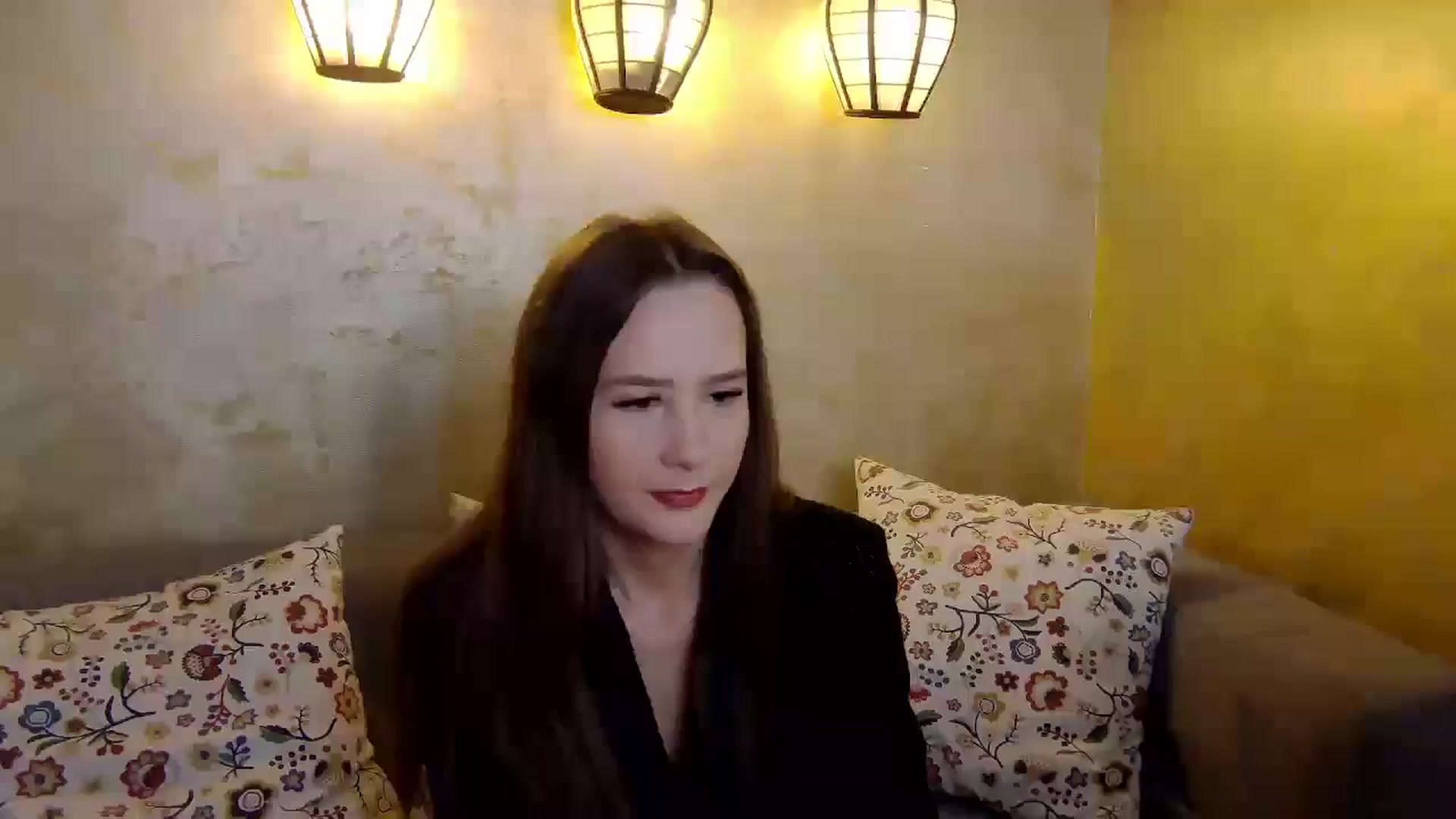 Gallery image thumbnail from Radiance's myfreecams stream on, 01/28/2025, 14:14 image 1 of 20