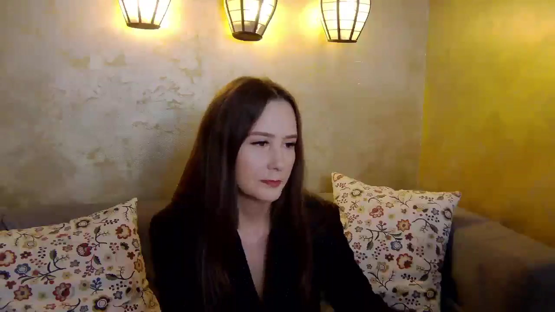 Gallery image thumbnail from Radiance's myfreecams stream on, 01/28/2025, 14:14 image 16 of 20