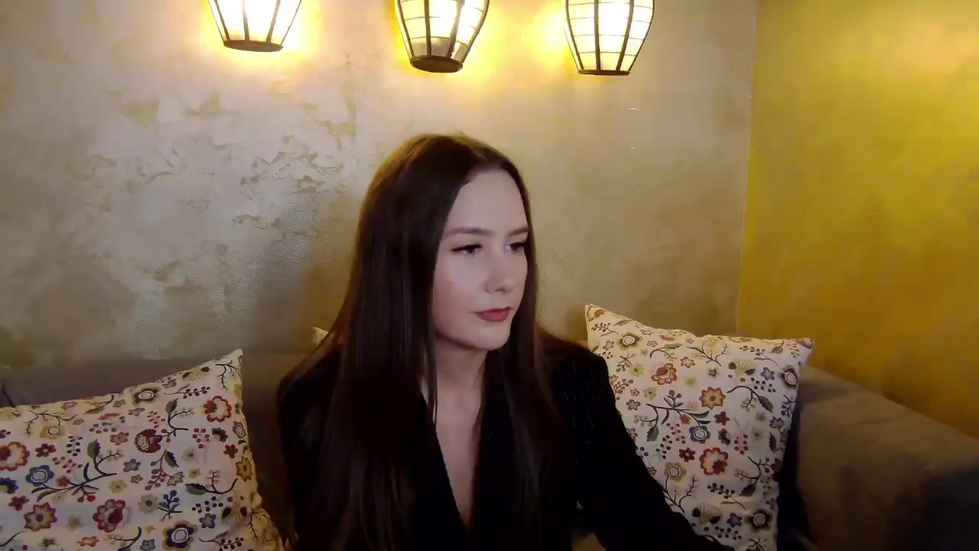 Gallery image thumbnail from Radiance's myfreecams stream on, 01/28/2025, 15:05 image 10 of 20