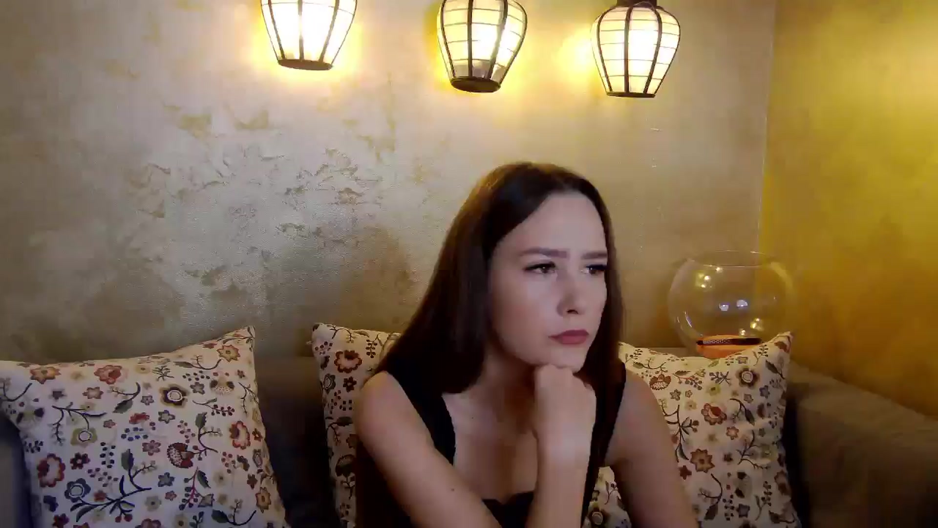 Gallery image thumbnail from Radiance's myfreecams stream on, 01/29/2025, 15:41 image 1 of 20