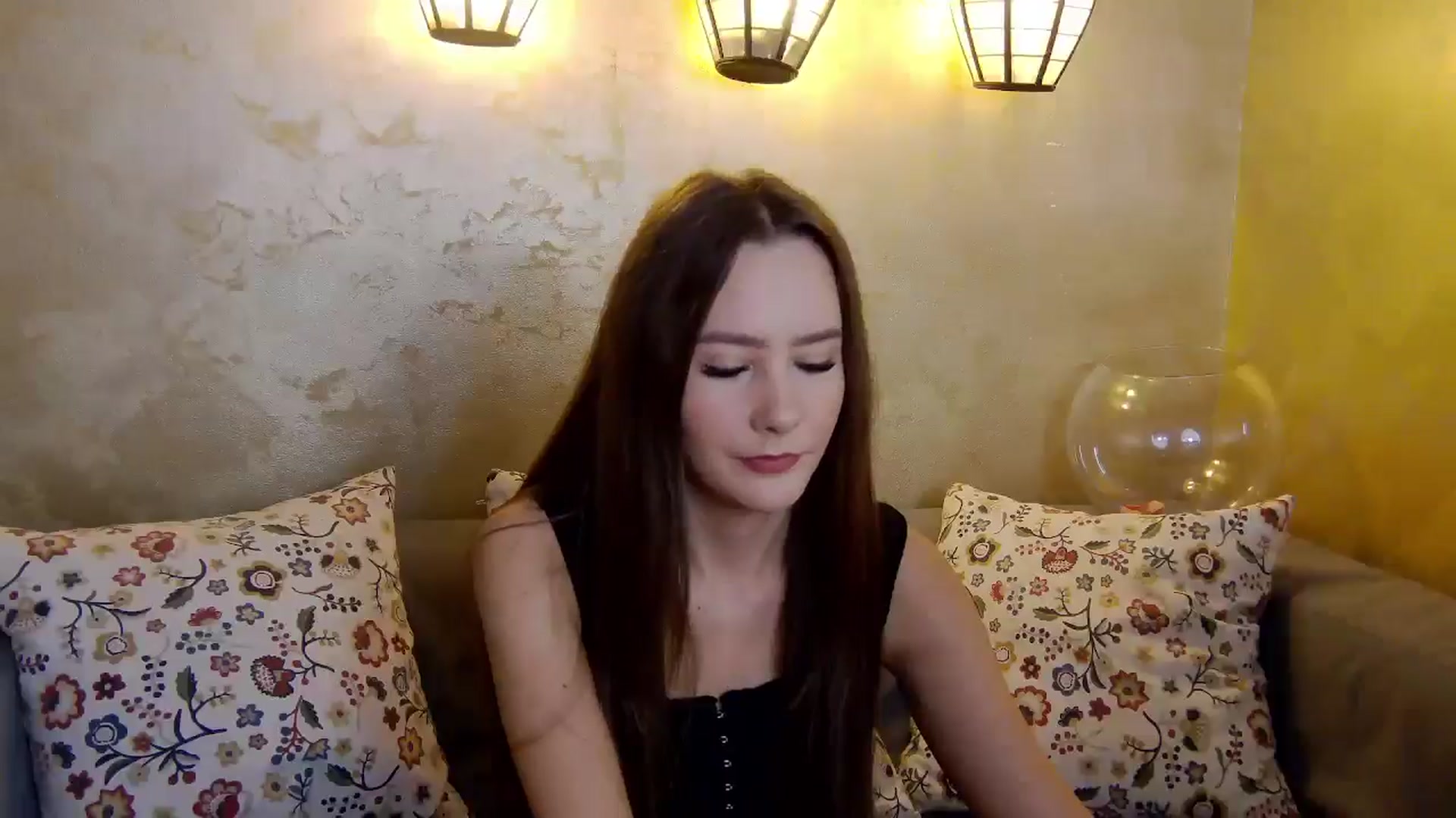 Gallery image thumbnail from Radiance's myfreecams stream on, 01/29/2025, 15:41 image 17 of 20