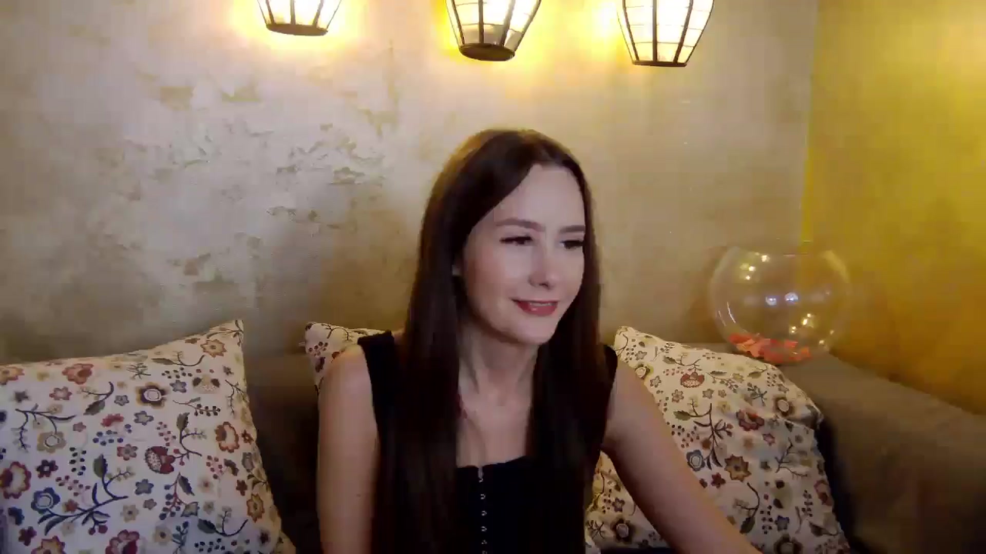 Gallery image thumbnail from Radiance's myfreecams stream on, 01/29/2025, 17:43 image 14 of 20