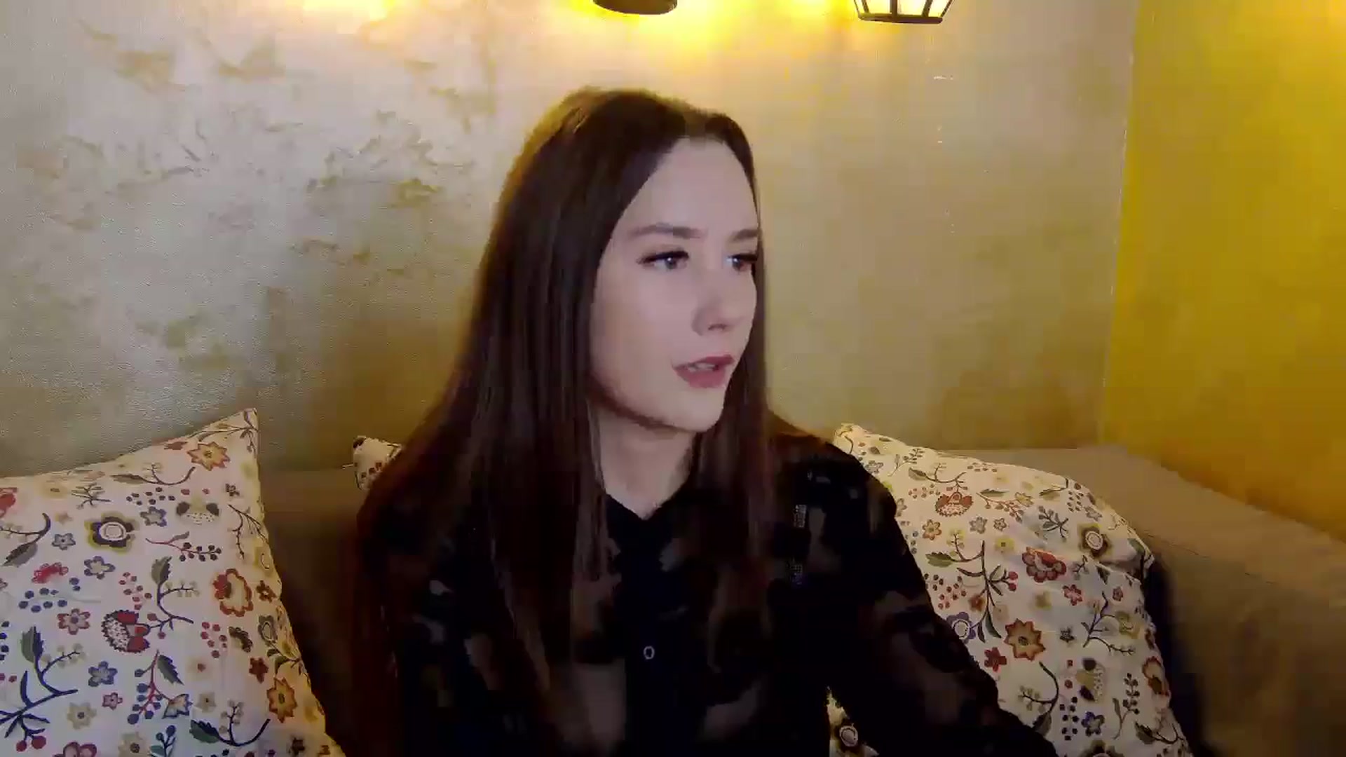 Gallery image thumbnail from Radiance's myfreecams stream on, 02/02/2025, 15:20 image 6 of 20