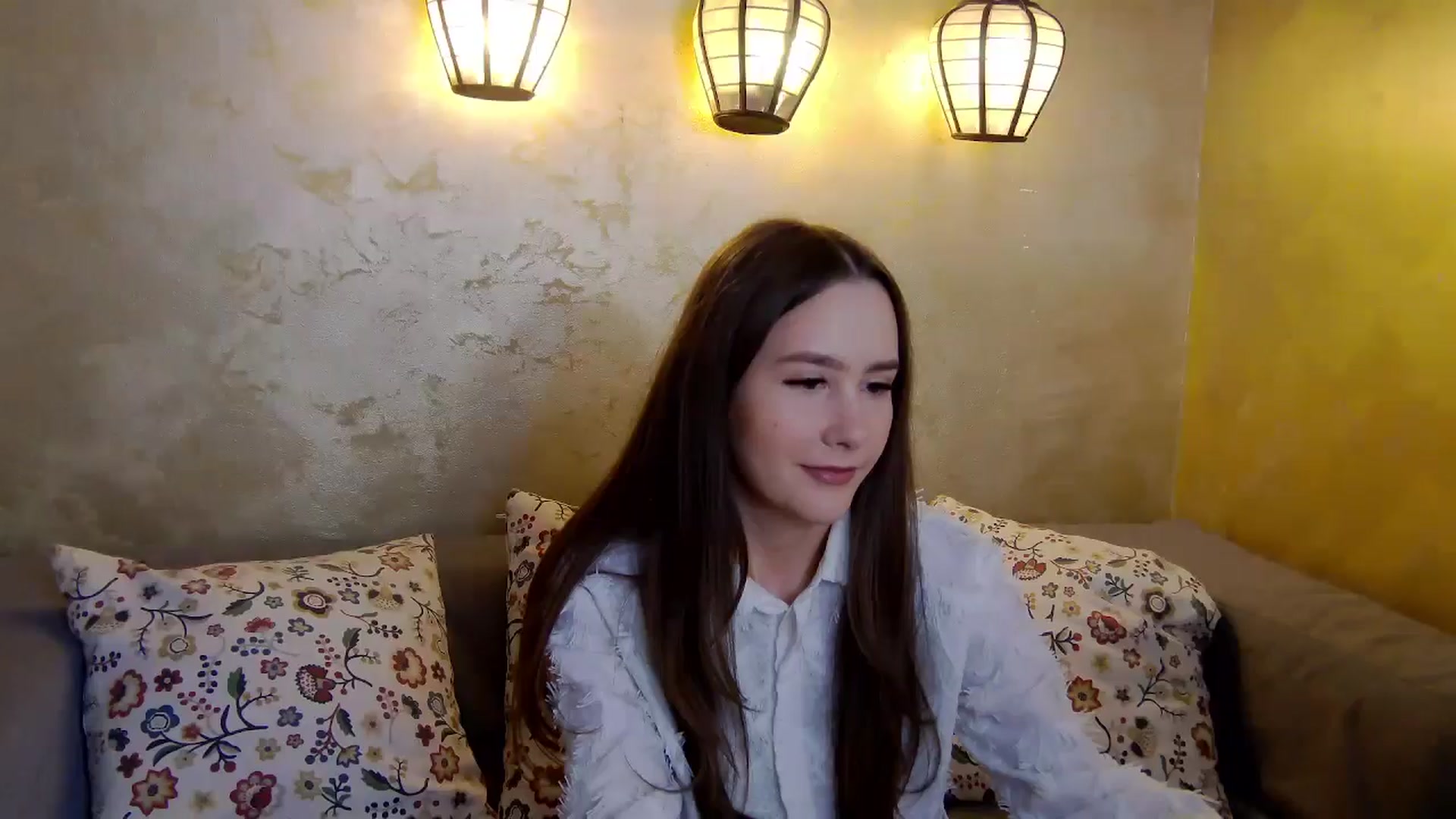 Gallery image thumbnail from Radiance's myfreecams stream on, 02/04/2025, 16:03 image 1 of 20