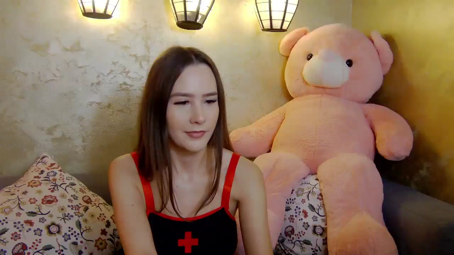 Gallery image thumbnail from Radiance's myfreecams stream on, 02/05/2025, 14:59 image 2 of 20