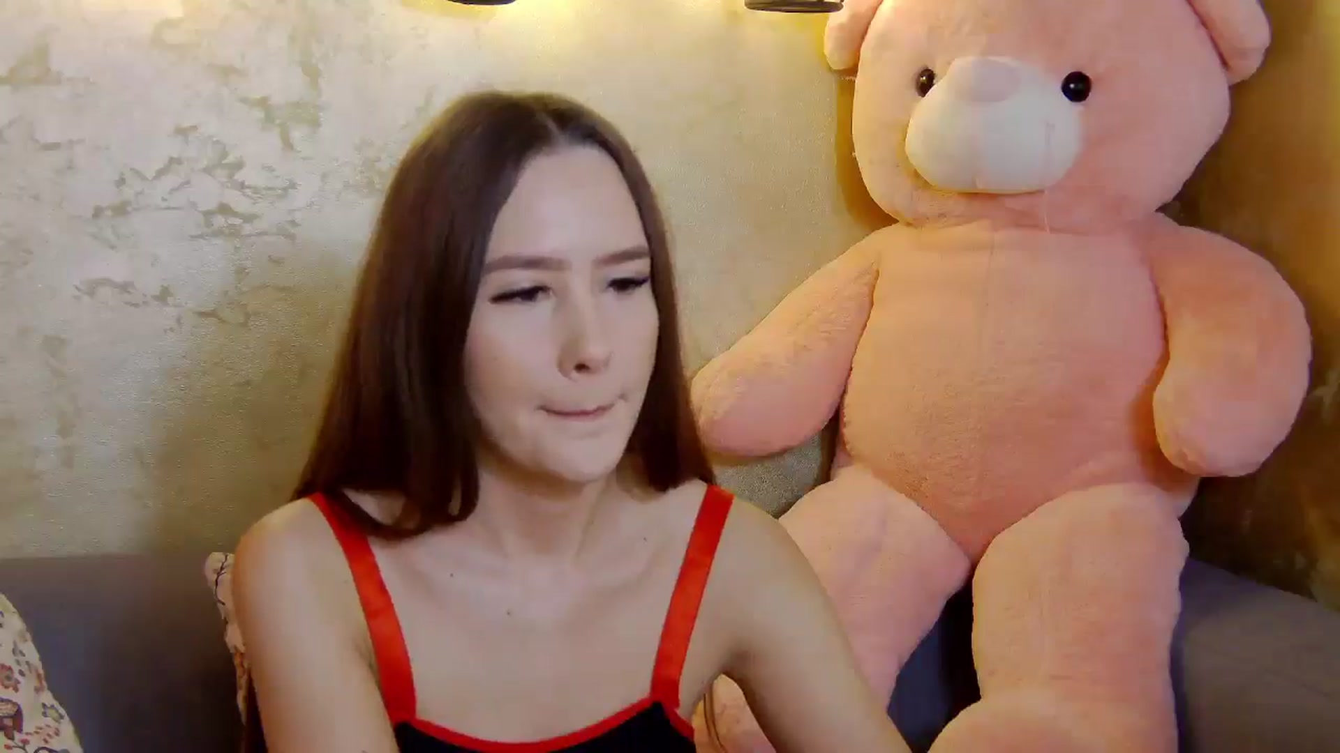 Gallery image thumbnail from Radiance's myfreecams stream on, 02/05/2025, 14:59 image 9 of 20
