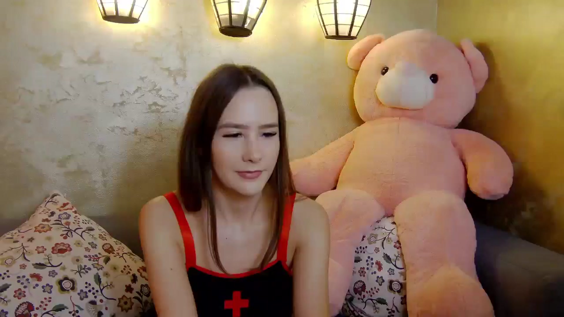 Gallery image thumbnail from Radiance's myfreecams stream on, 02/05/2025, 14:59 image 1 of 20
