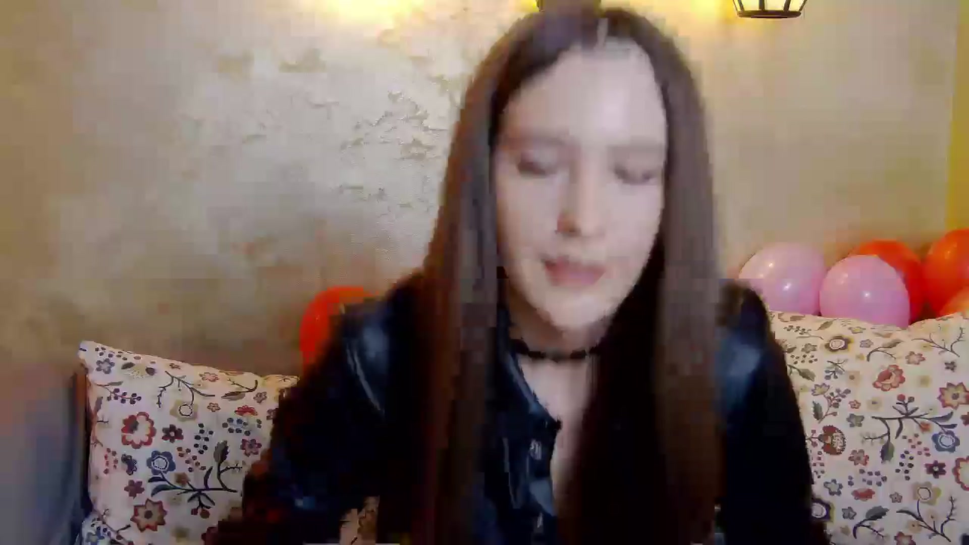 Gallery image thumbnail from Radiance's myfreecams stream on, 02/07/2025, 16:09 image 19 of 20