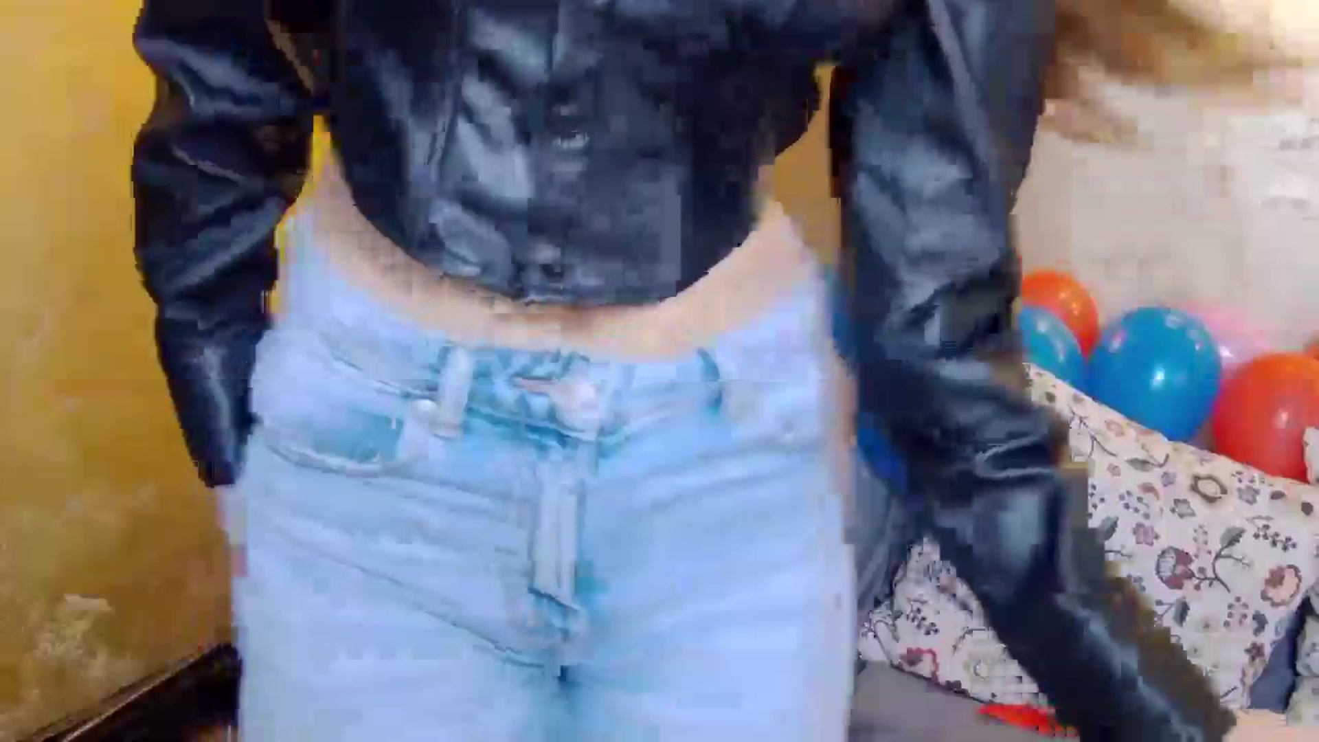 Gallery image thumbnail from Radiance's myfreecams stream on, 02/07/2025, 16:09 image 20 of 20