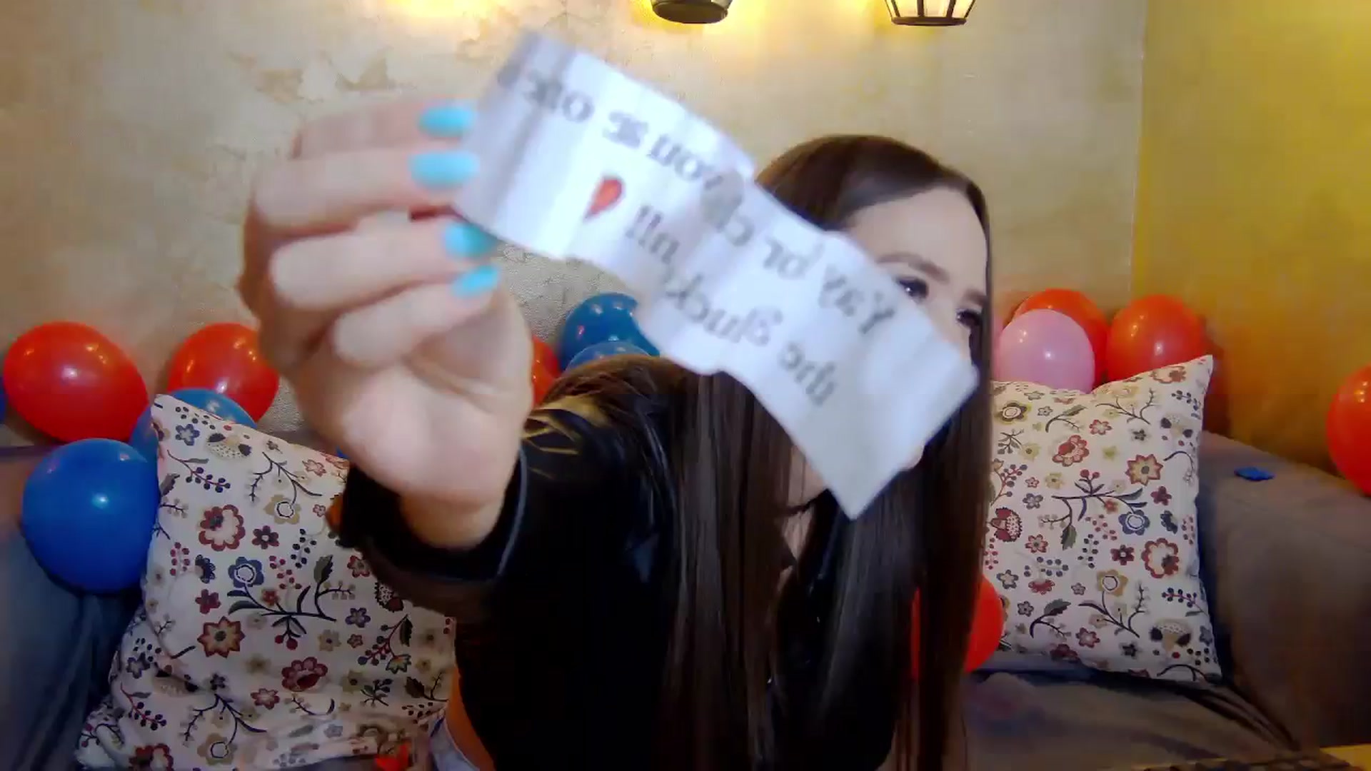 Gallery image thumbnail from Radiance's myfreecams stream on, 02/07/2025, 17:57 image 14 of 20
