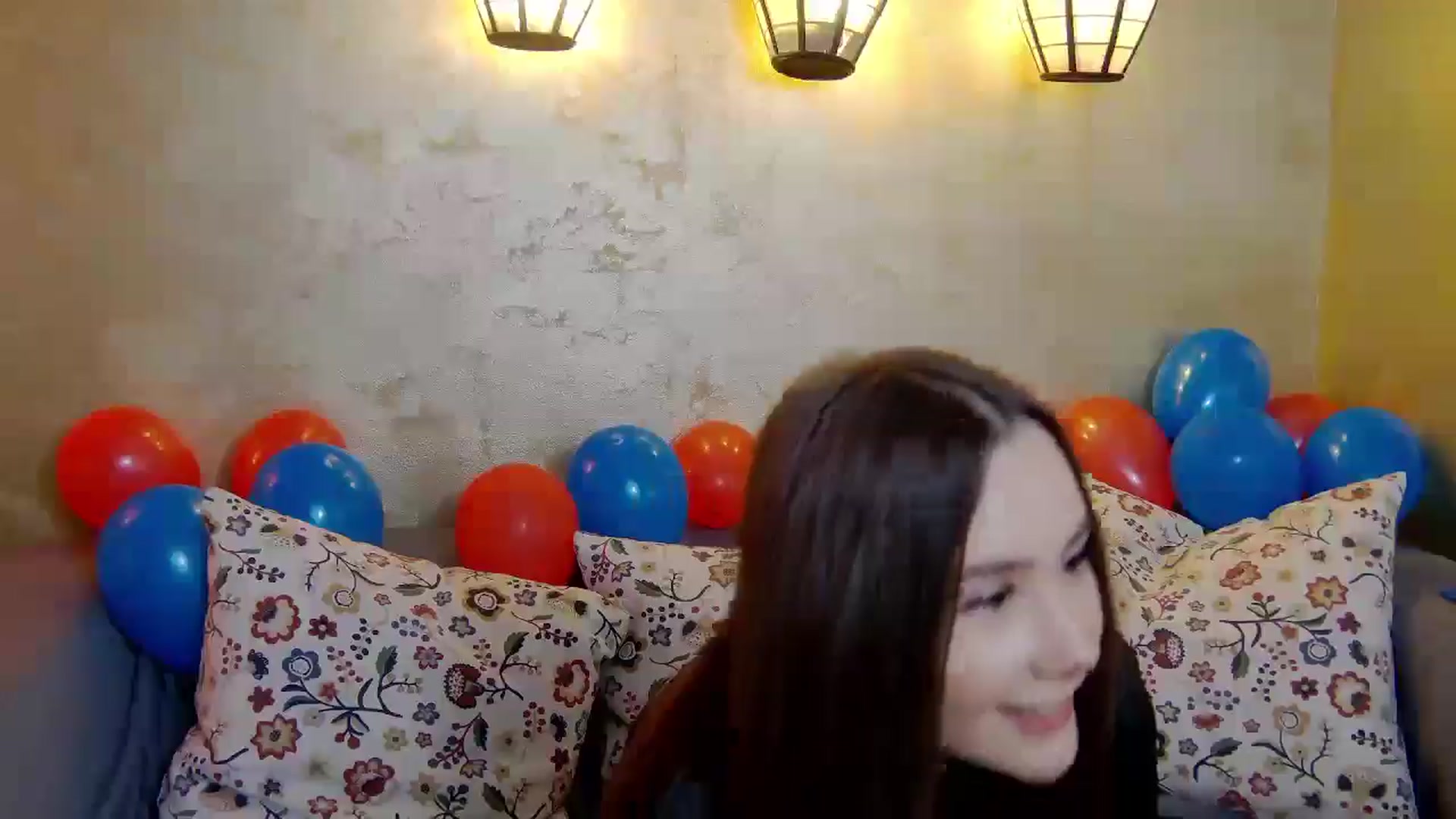 Gallery image thumbnail from Radiance's myfreecams stream on, 02/07/2025, 21:20 image 8 of 20