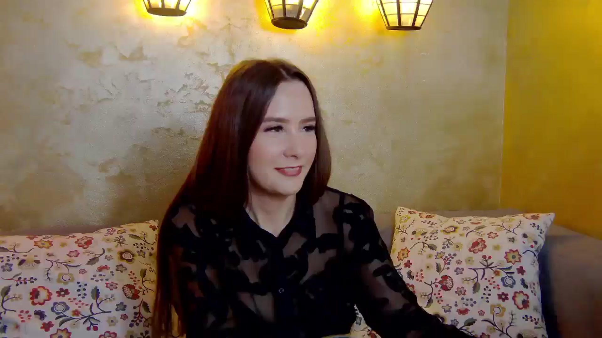 Gallery image thumbnail from Radiance's myfreecams stream on, 02/08/2025, 15:34 image 11 of 20