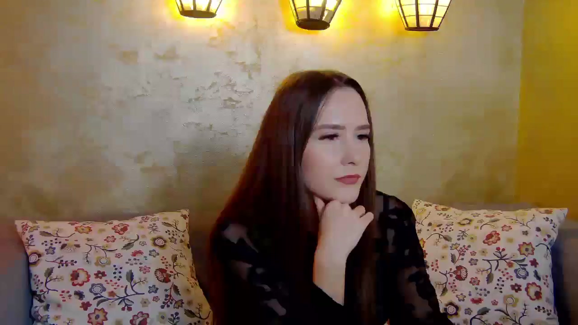 Gallery image thumbnail from Radiance's myfreecams stream on, 02/08/2025, 15:34 image 18 of 20