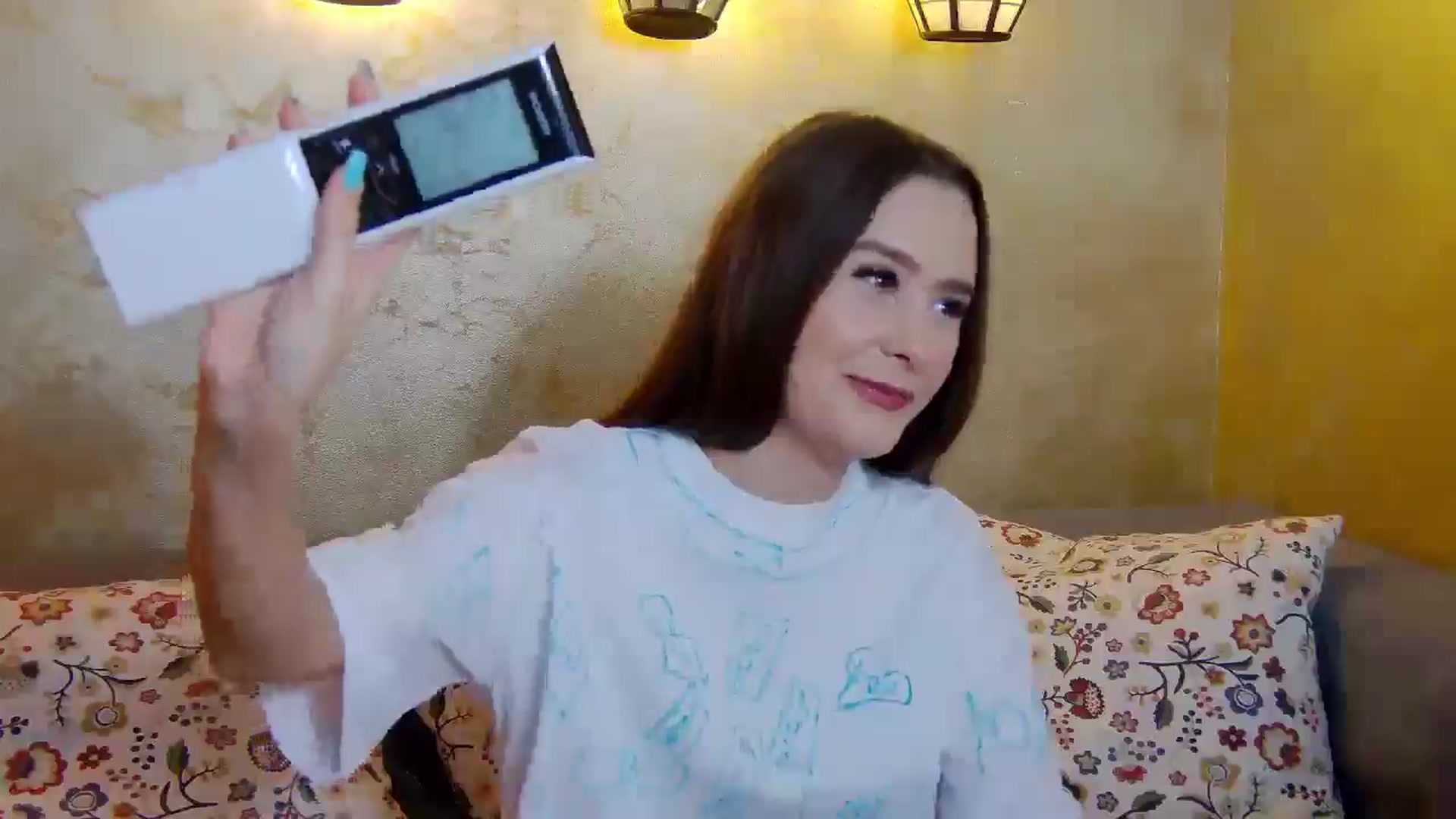 Gallery image thumbnail from Radiance's myfreecams stream on, 02/09/2025, 15:02 image 3 of 20