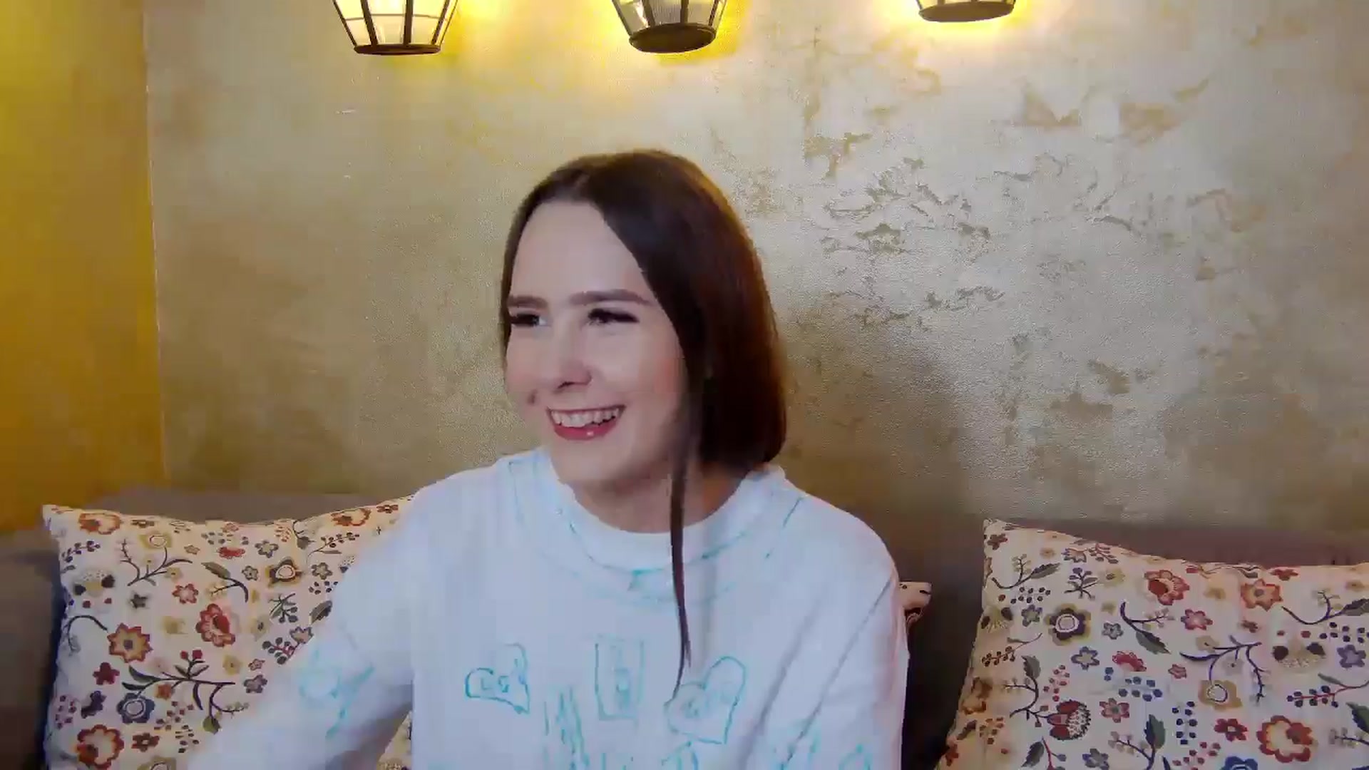 Gallery image thumbnail from Radiance's myfreecams stream on, 02/09/2025, 18:38 image 2 of 20
