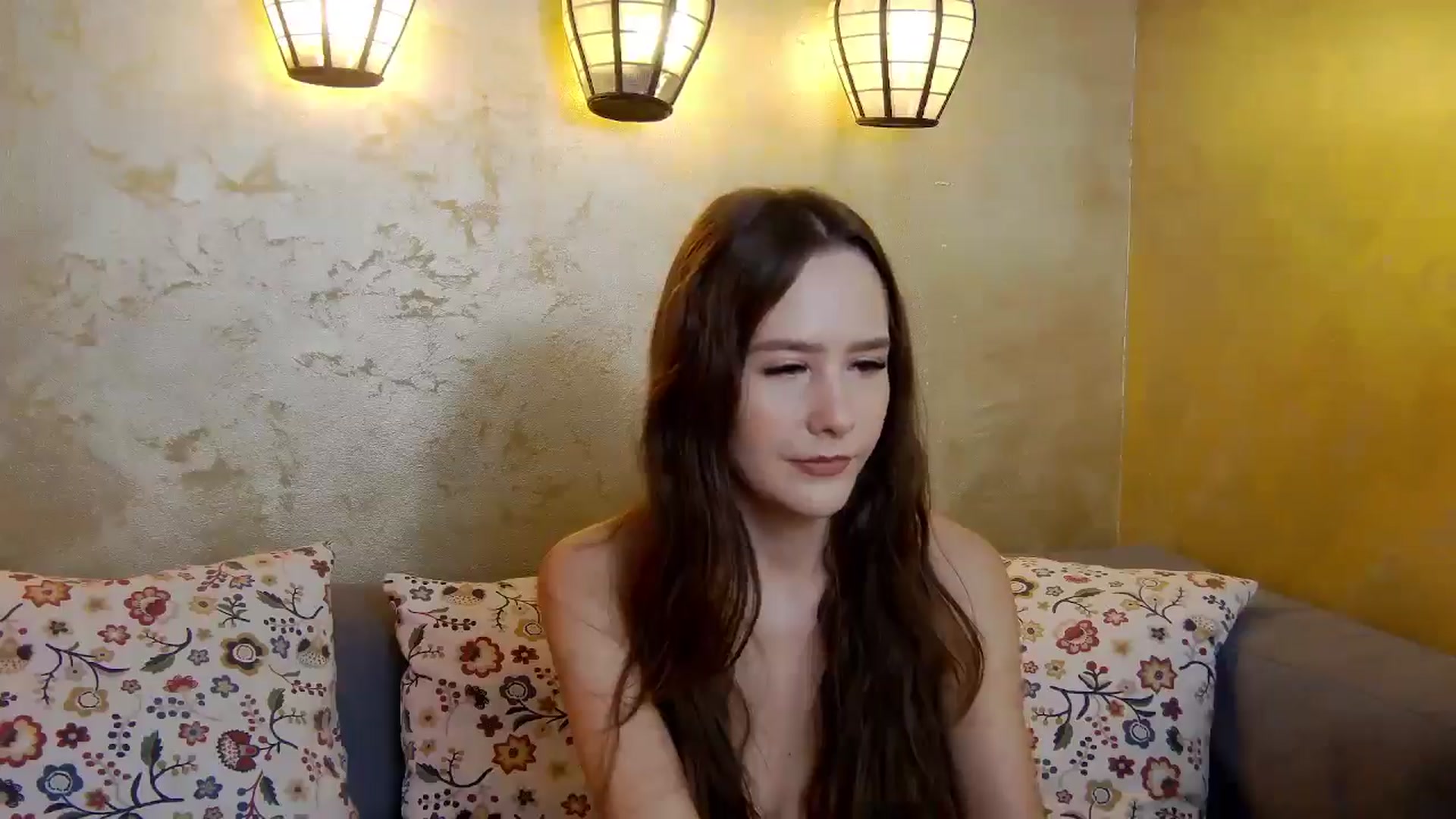 Gallery image thumbnail from Radiance's myfreecams stream on, 02/13/2025, 15:35 image 7 of 20