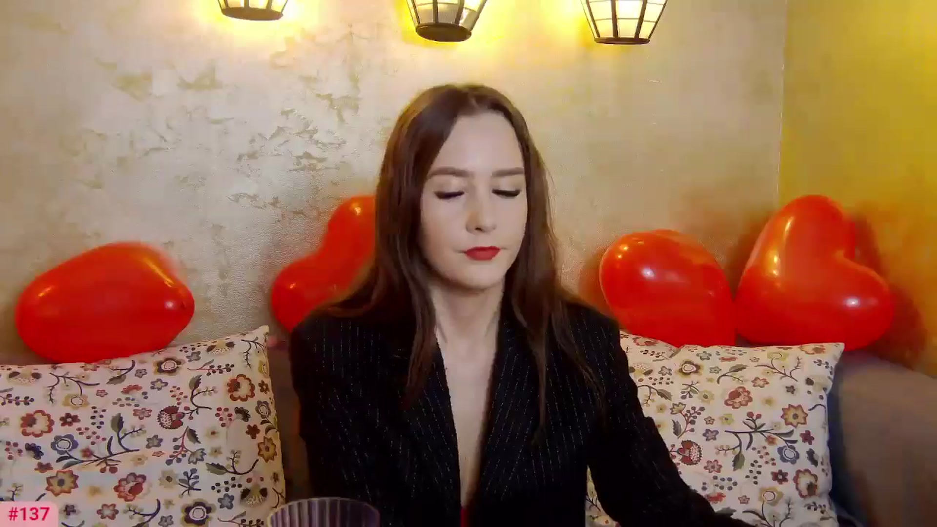 Gallery image thumbnail from Radiance's myfreecams stream on, 02/14/2025, 20:20 image 8 of 20