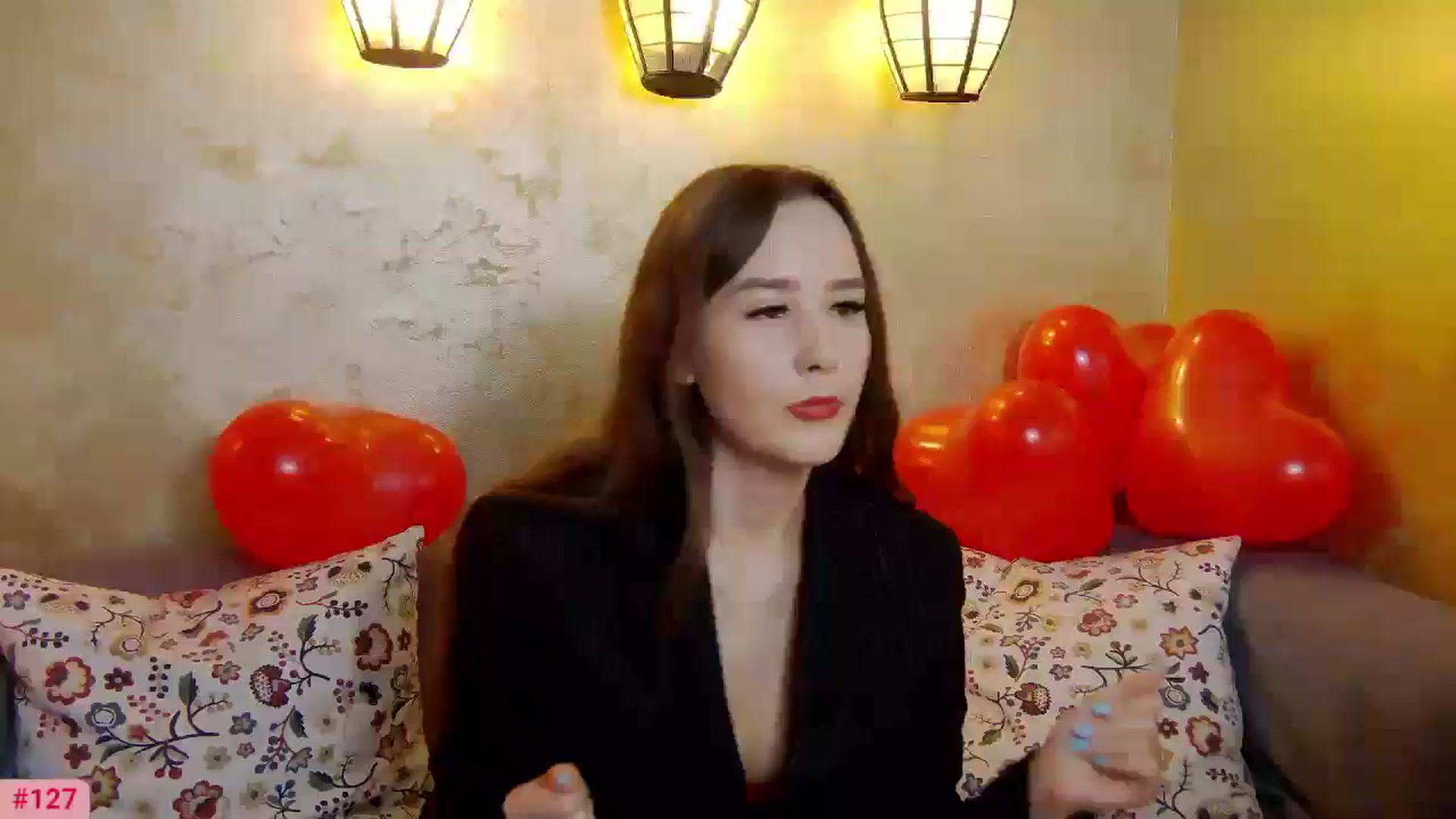 Gallery image thumbnail from Radiance's myfreecams stream on, 02/14/2025, 21:36 image 17 of 20