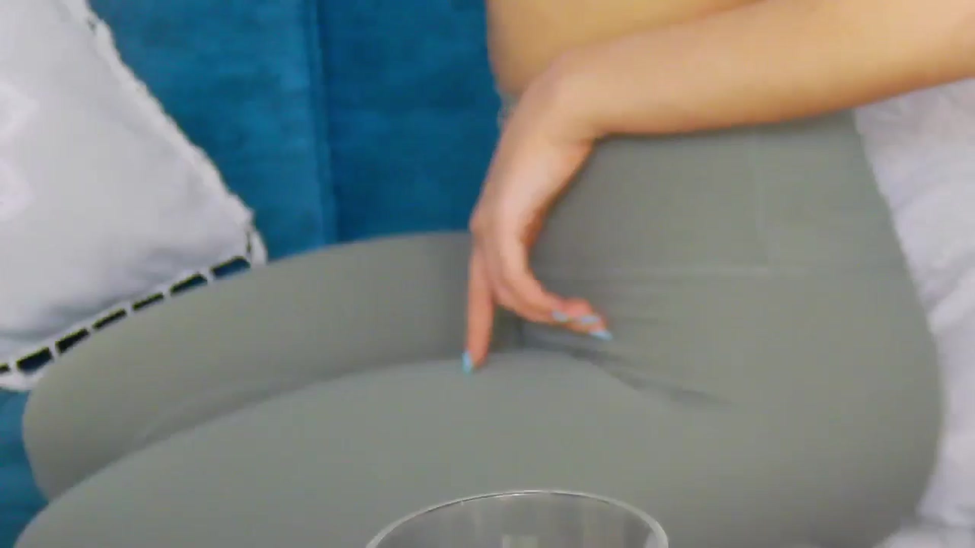 Gallery image thumbnail from Radiance's myfreecams stream on, 02/17/2025, 20:42 image 15 of 20
