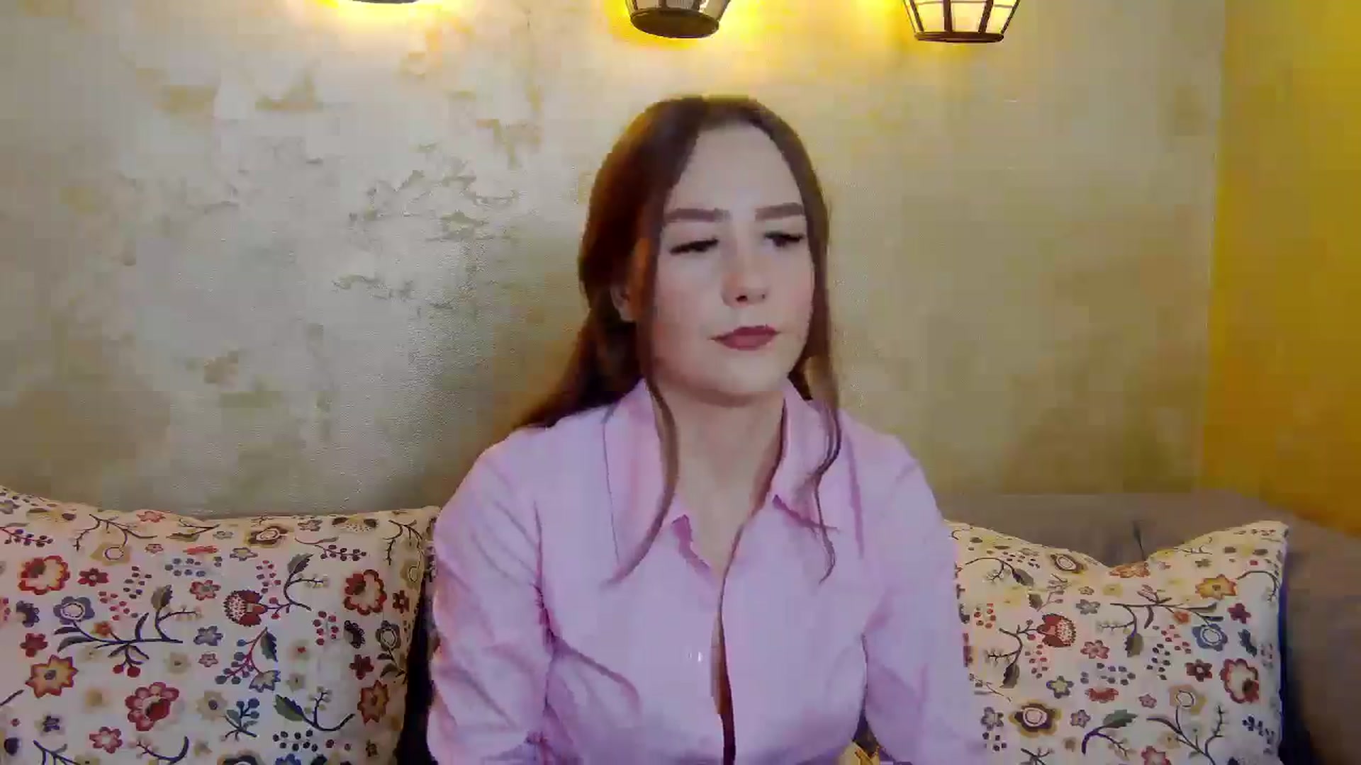 Gallery image thumbnail from Radiance's myfreecams stream on, 02/20/2025, 14:43 image 19 of 20
