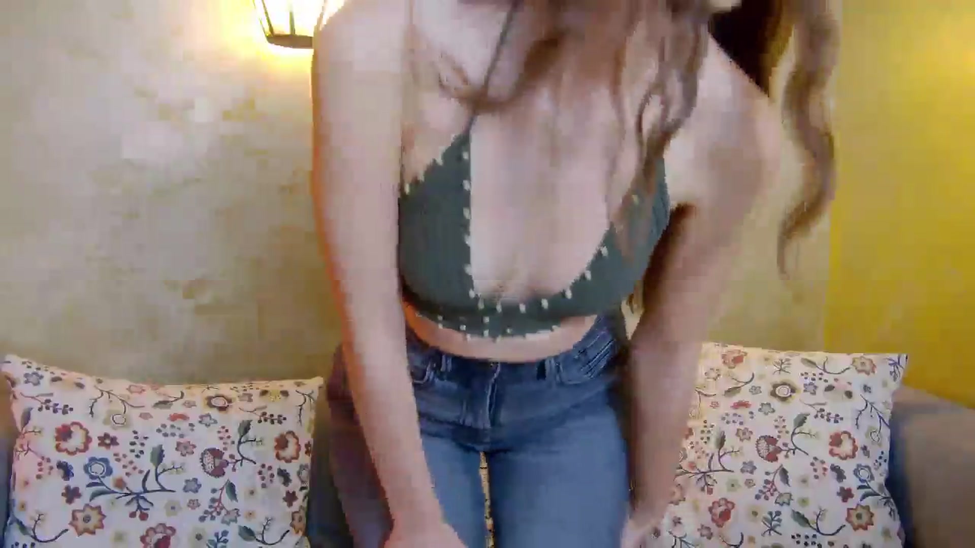 Gallery image thumbnail from Radiance's myfreecams stream on, 02/21/2025, 18:21 image 14 of 20