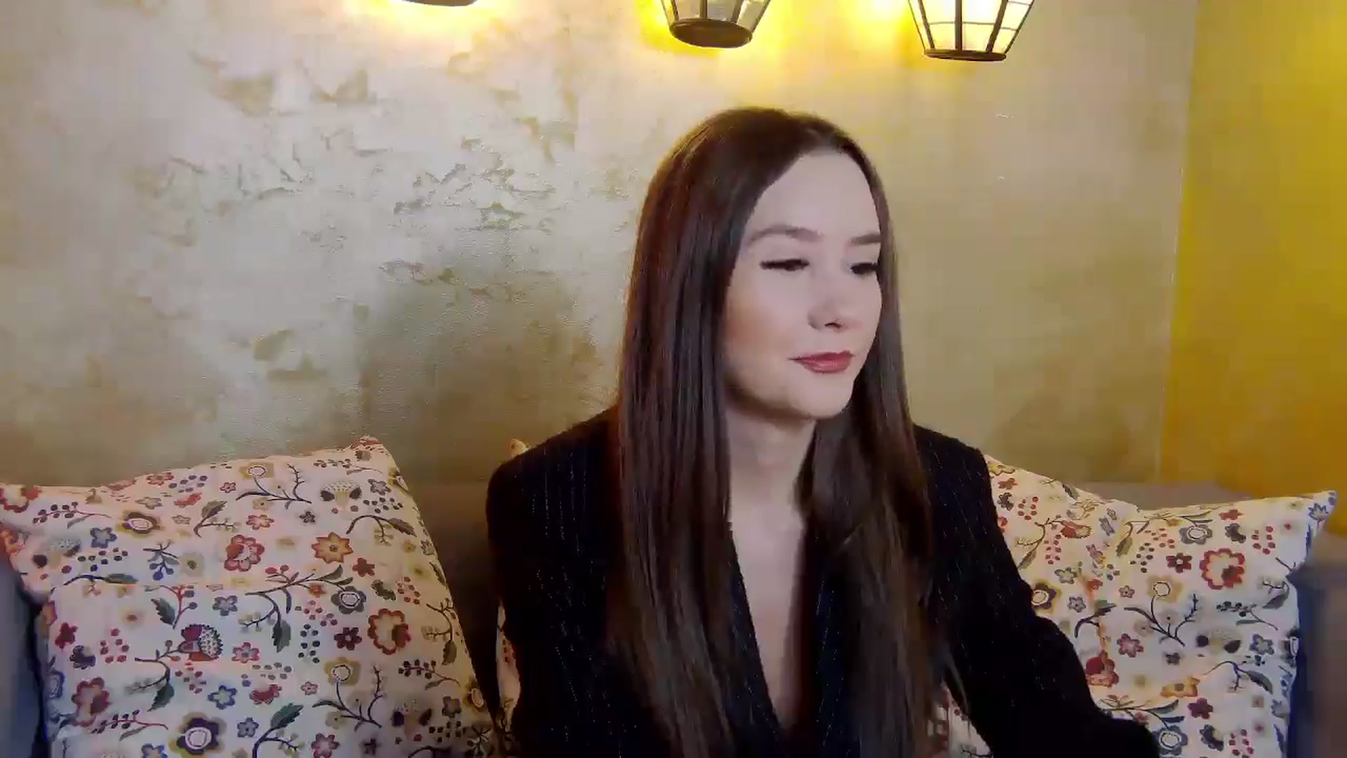 Gallery image thumbnail from Radiance's myfreecams stream on, 02/24/2025, 14:55 image 10 of 20