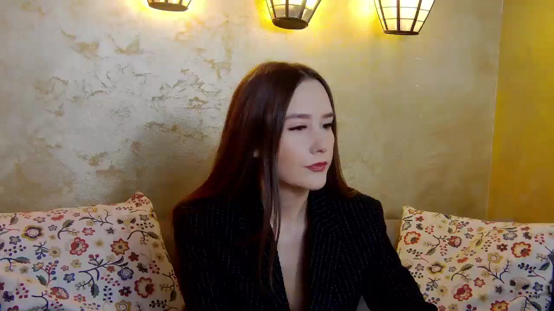 Gallery image thumbnail from Radiance's myfreecams stream on, 02/24/2025, 14:55 image 1 of 20