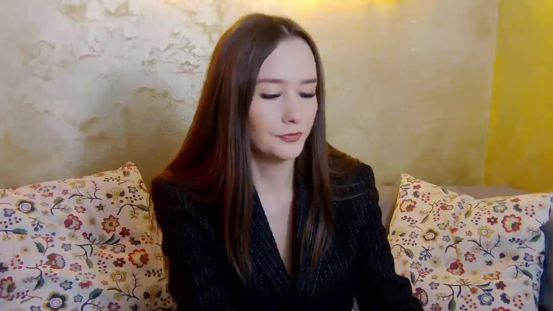 Gallery image thumbnail from Radiance's myfreecams stream on, 02/24/2025, 14:55 image 19 of 20