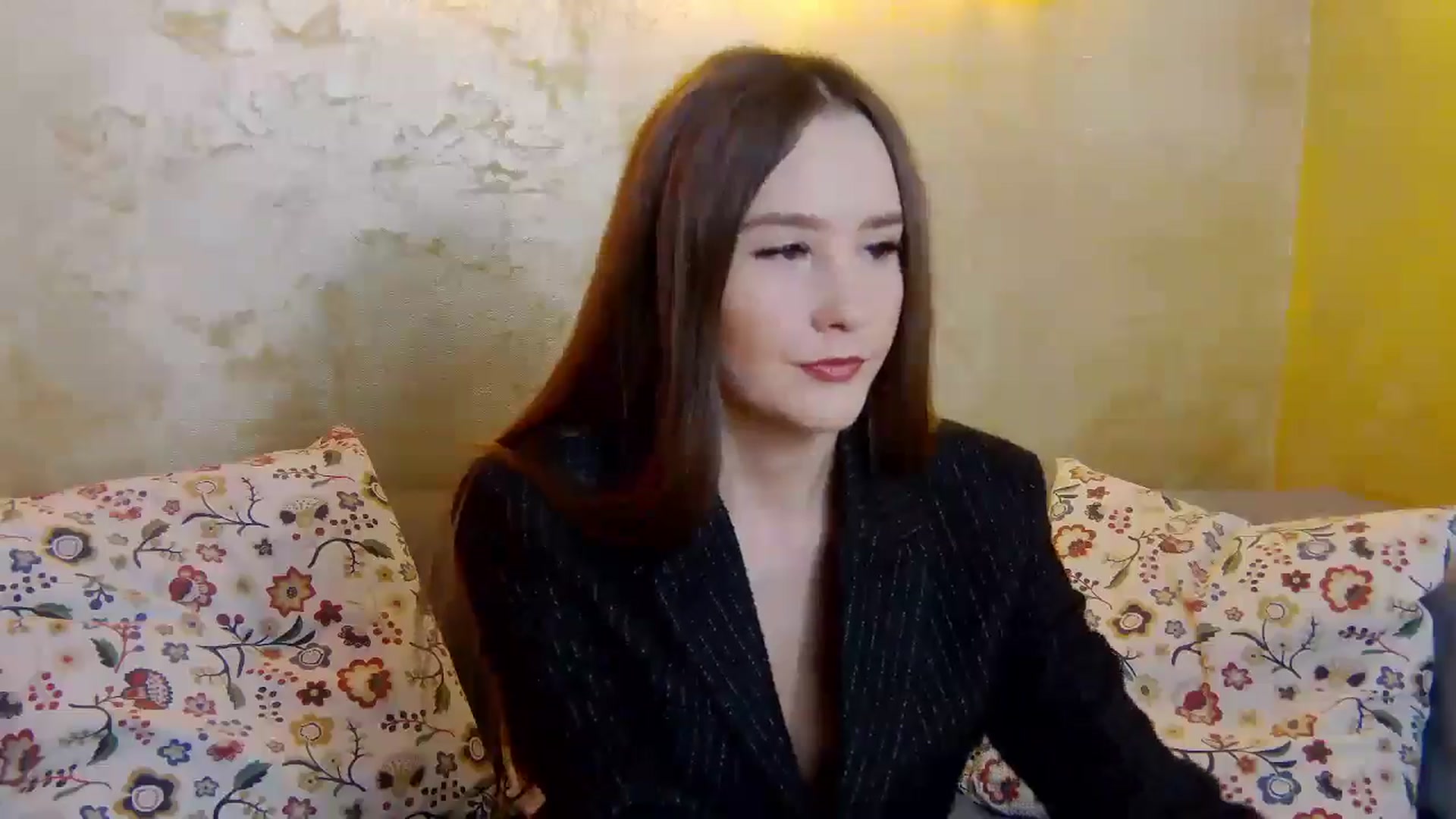Gallery image thumbnail from Radiance's myfreecams stream on, 02/24/2025, 14:55 image 16 of 20