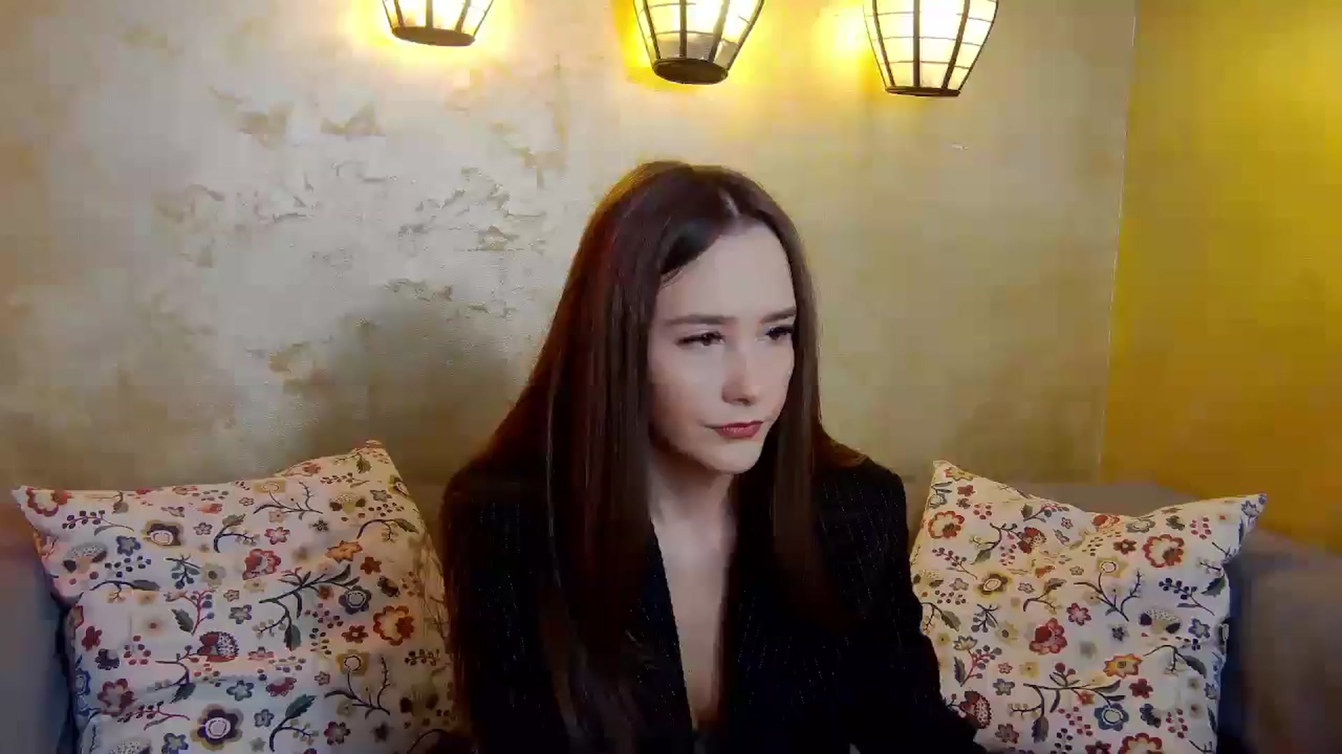 Gallery image thumbnail from Radiance's myfreecams stream on, 02/24/2025, 16:12 image 19 of 20