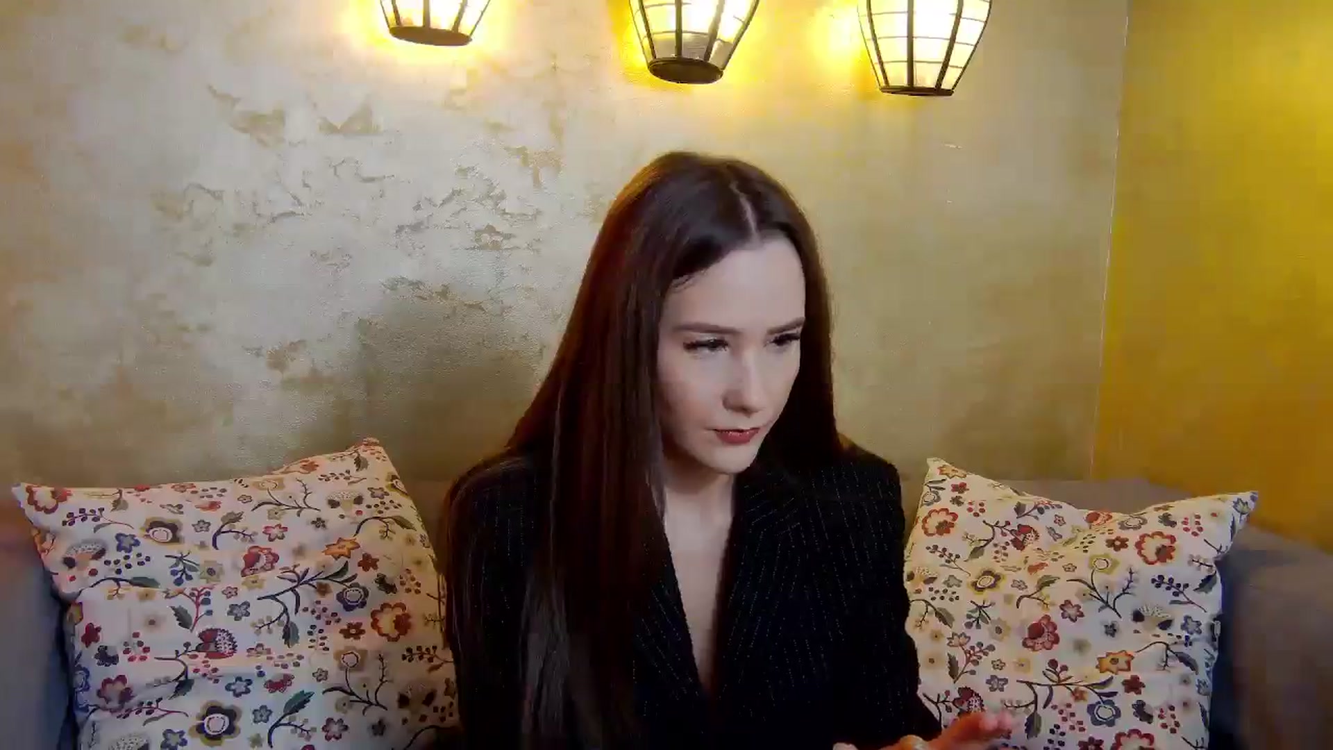 Gallery image thumbnail from Radiance's myfreecams stream on, 02/24/2025, 16:12 image 16 of 20